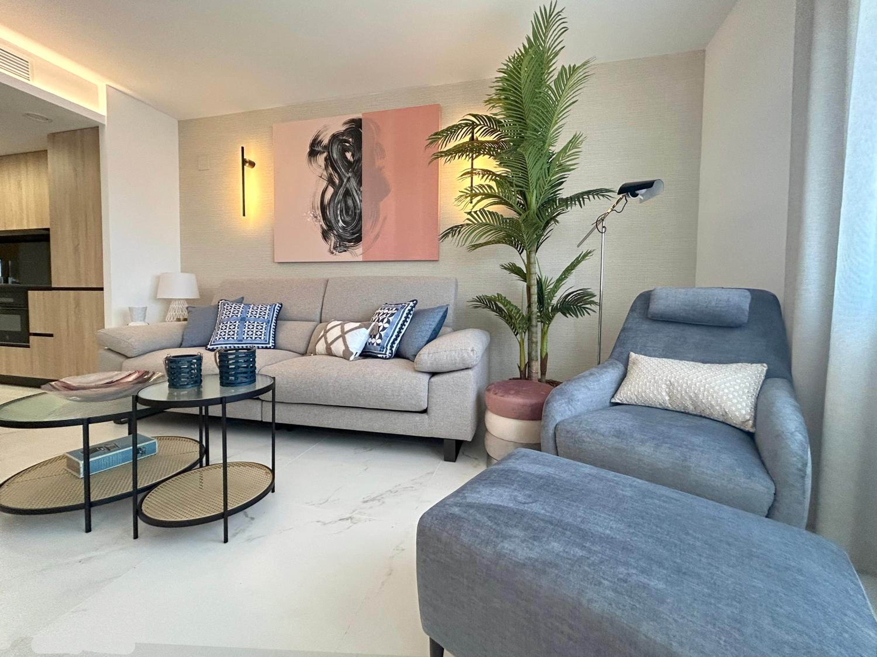 POSIDONIA PUNTA PRIMA - Luxury Seafront Apartments