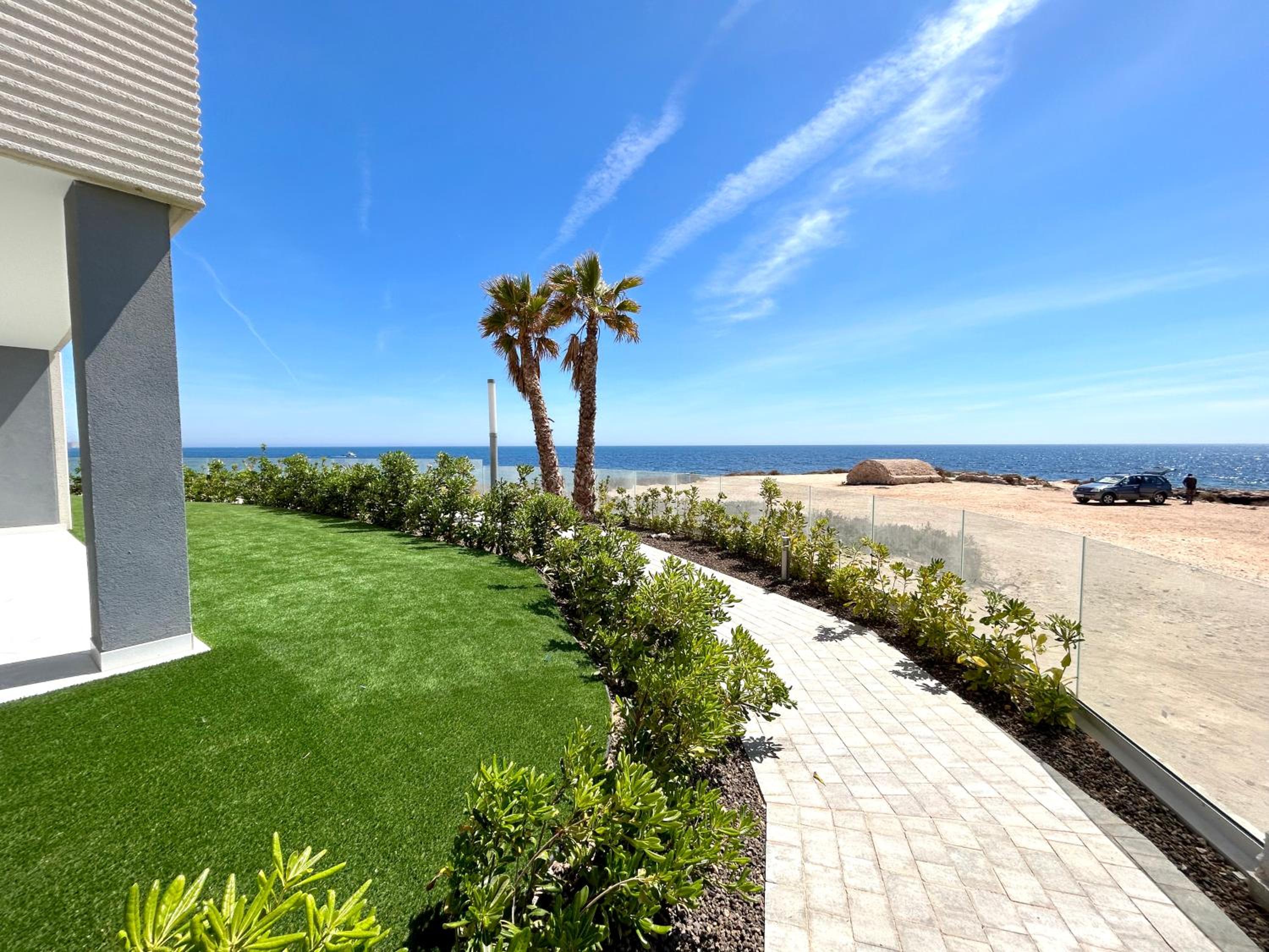 POSIDONIA PUNTA PRIMA - Luxury Seafront Apartments