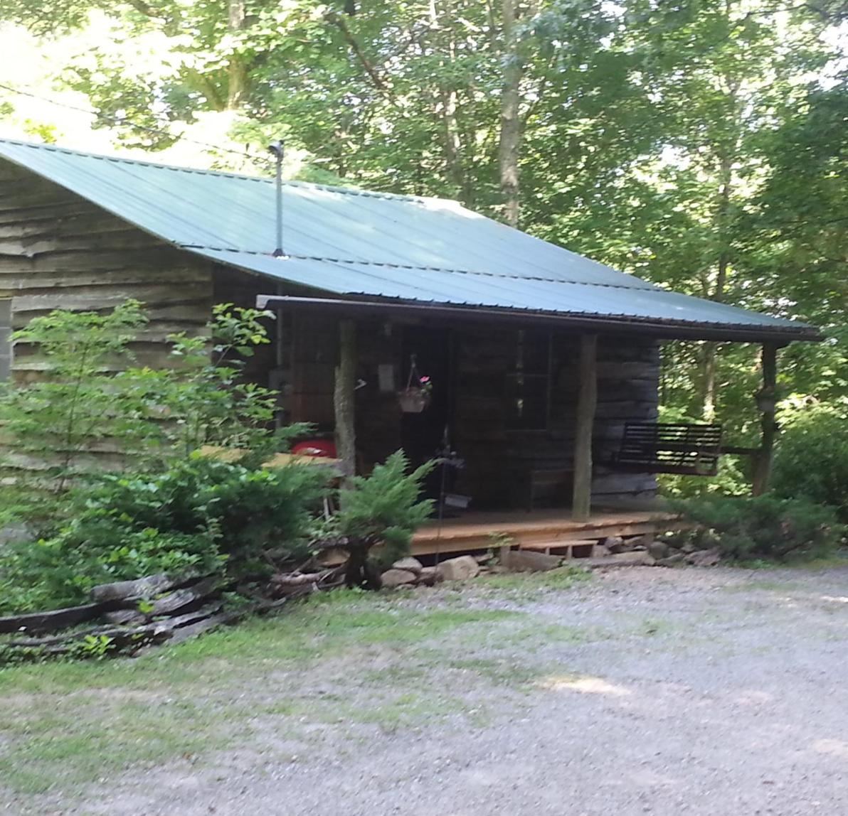 Arrowmont Stables & Cabins