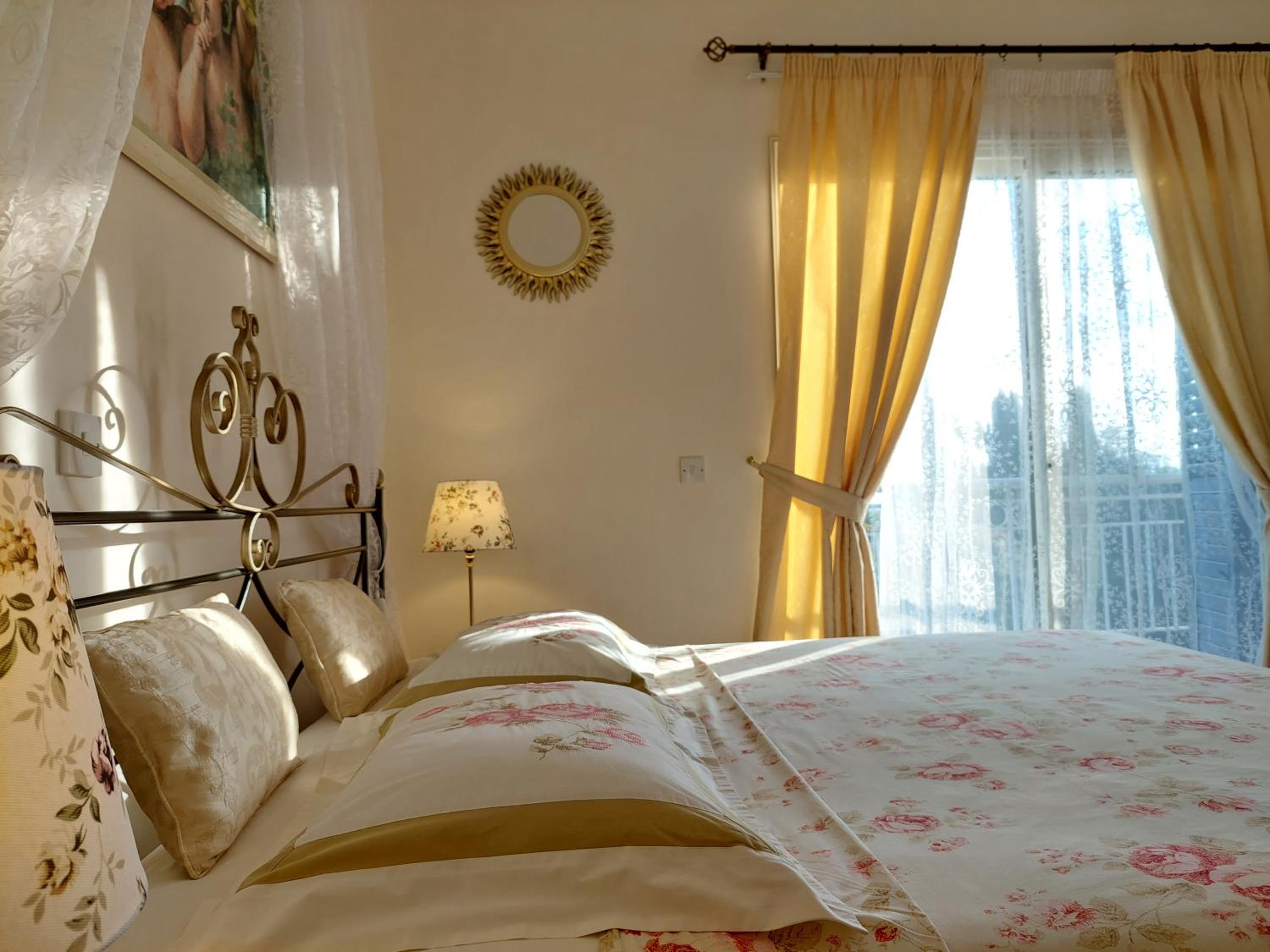 Latchi bay Evergreen villa resort