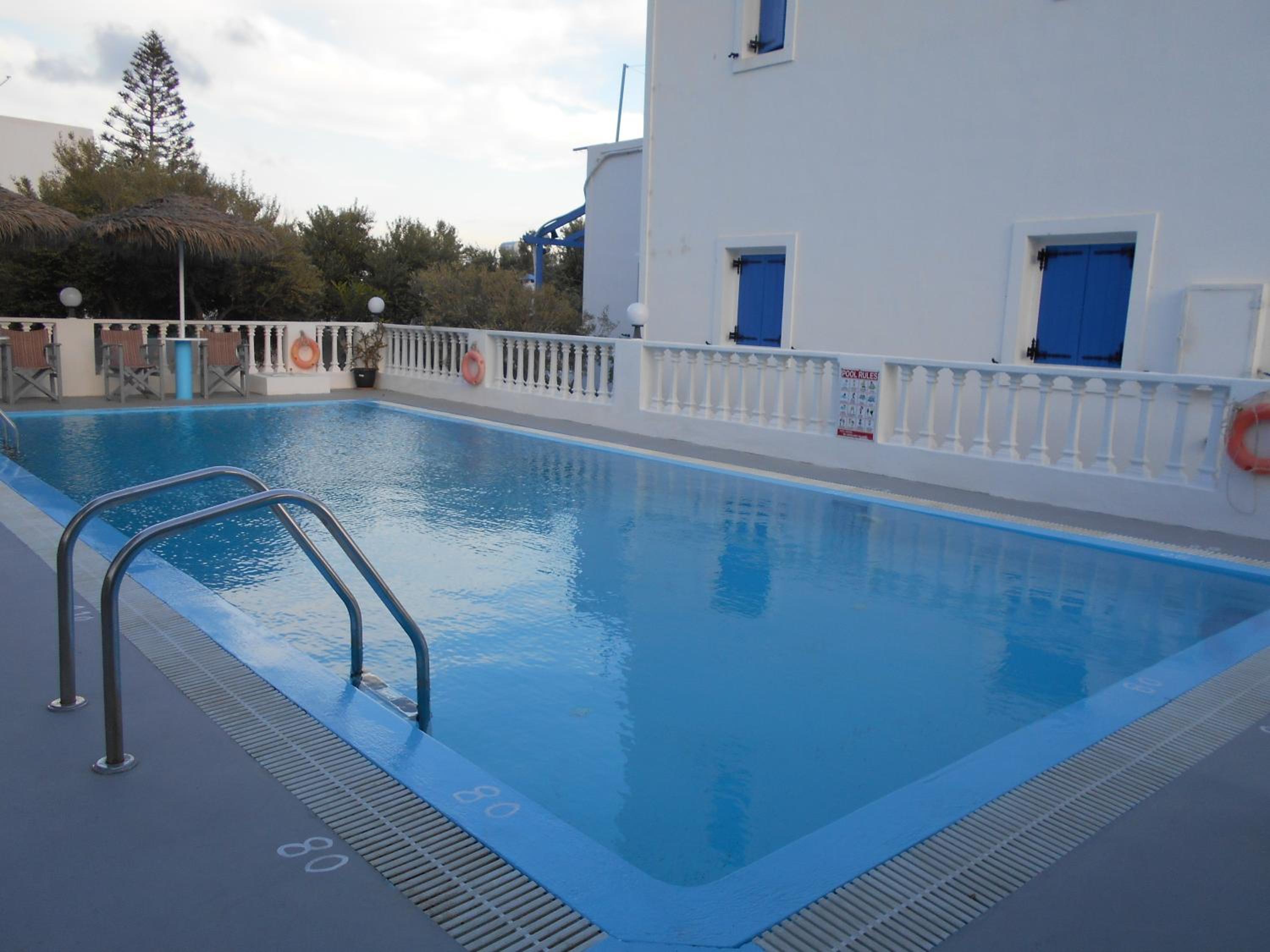 Studios Apartments Kapetanios