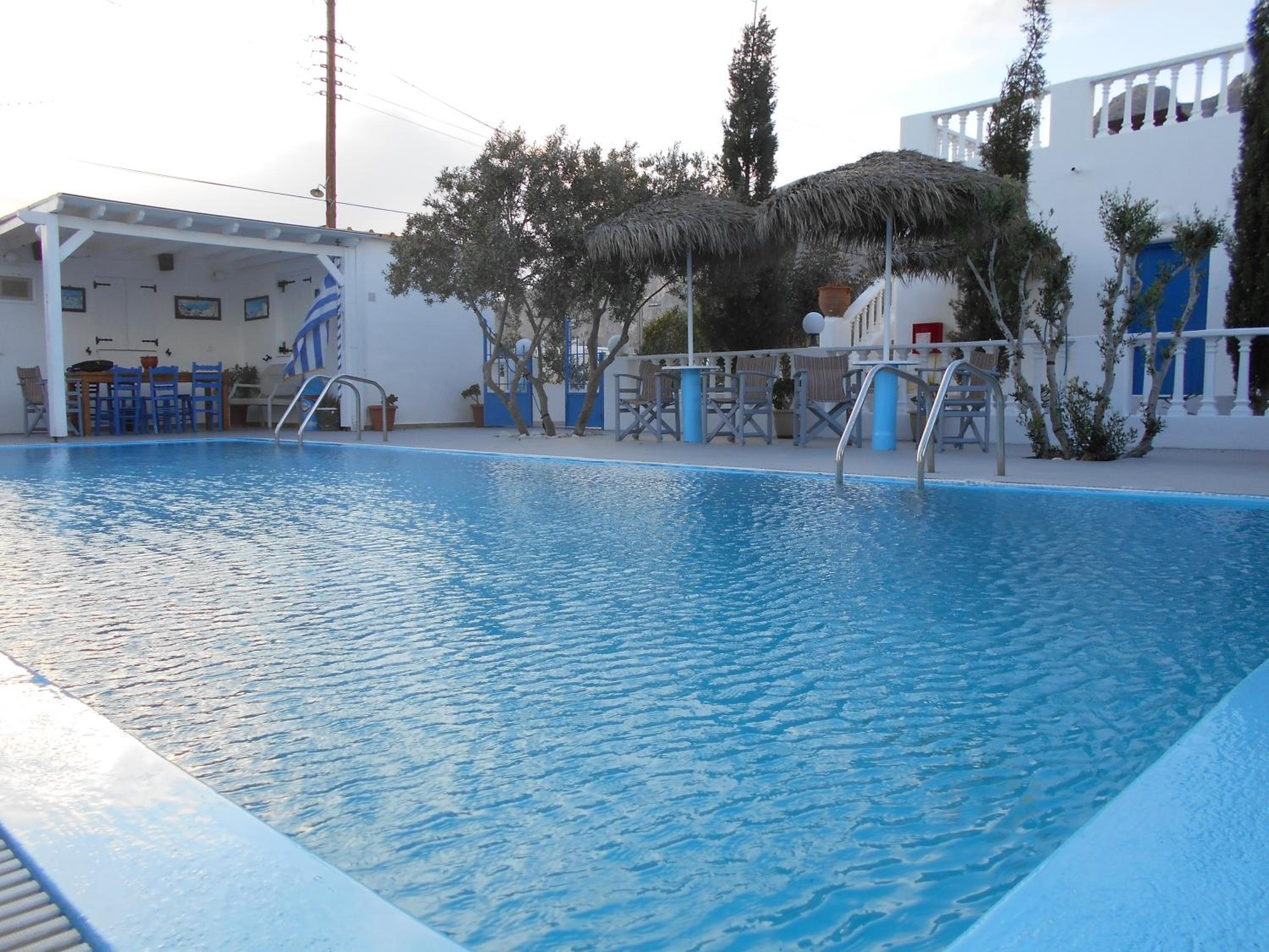 Studios Apartments Kapetanios