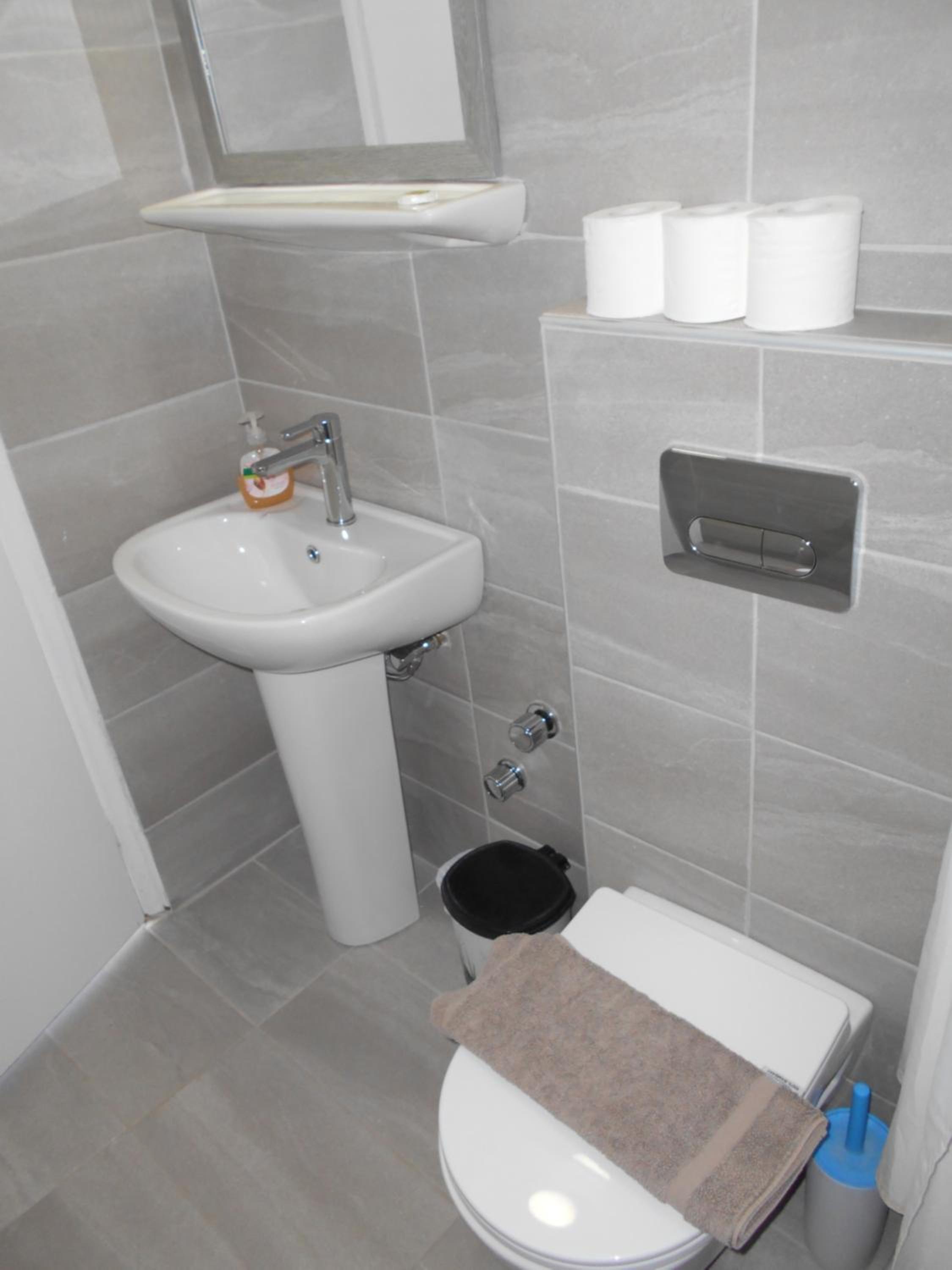 Studios Apartments Kapetanios