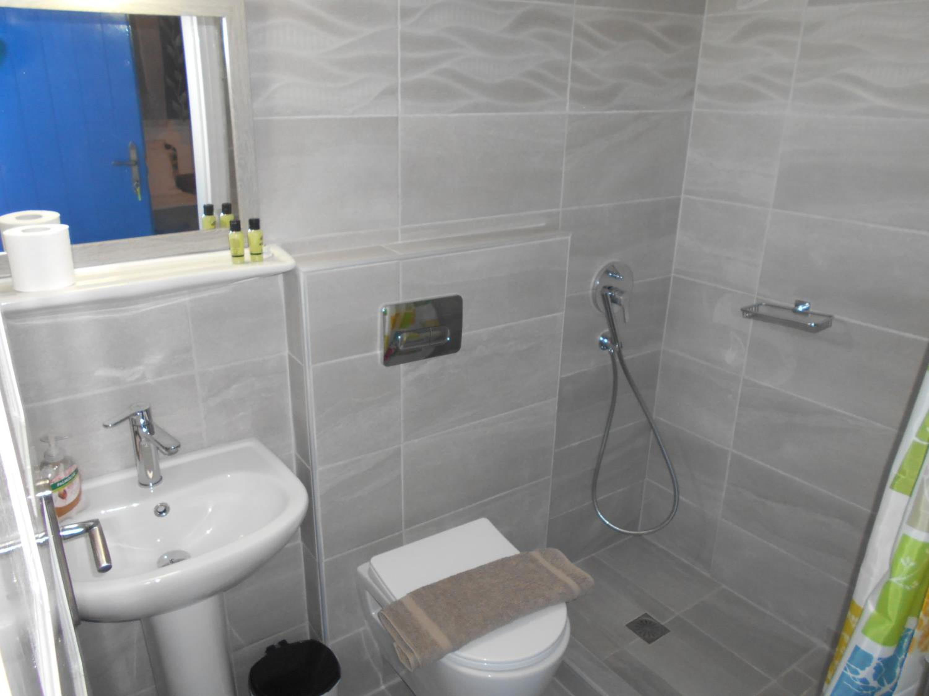 Studios Apartments Kapetanios