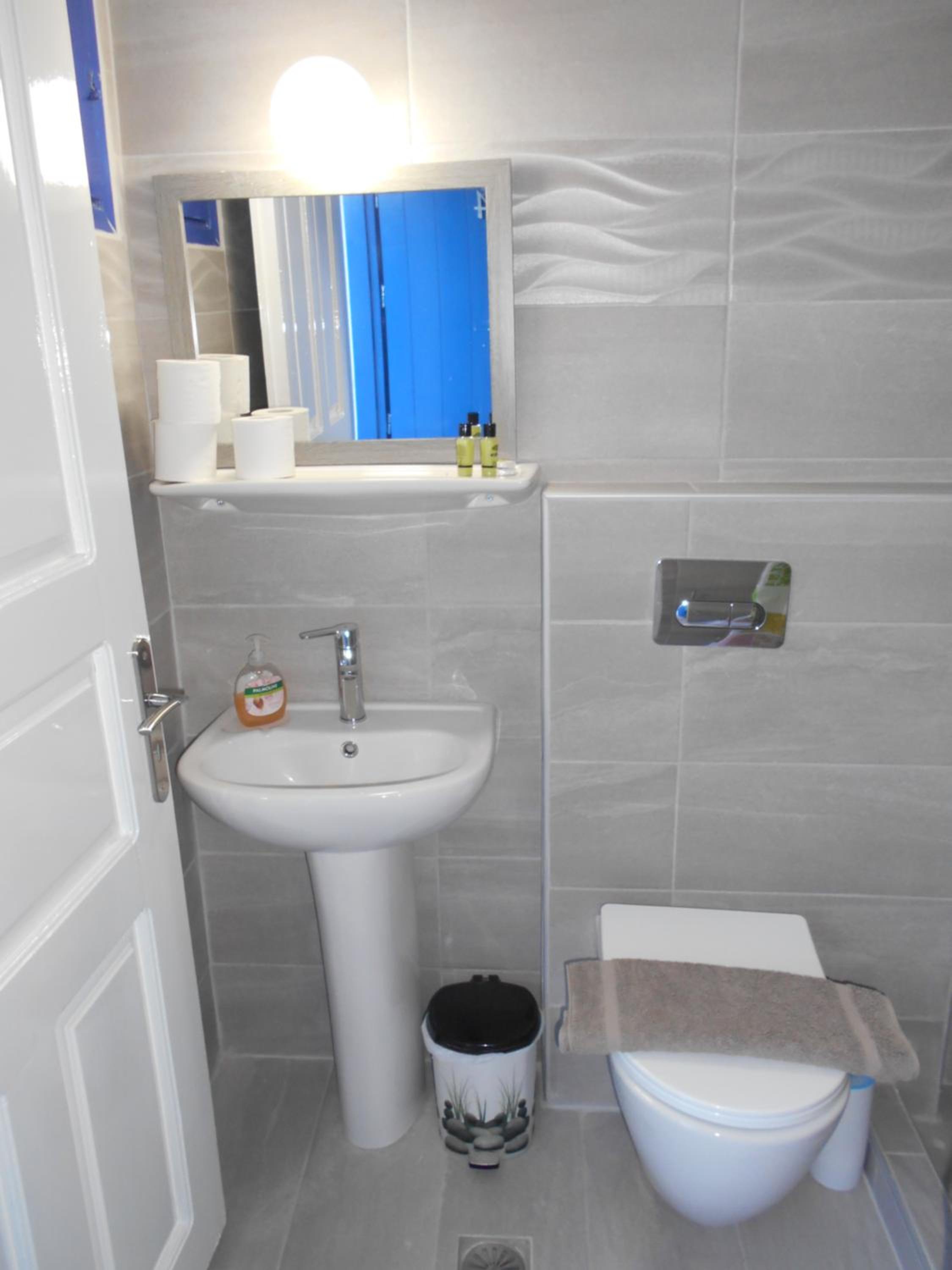 Studios Apartments Kapetanios