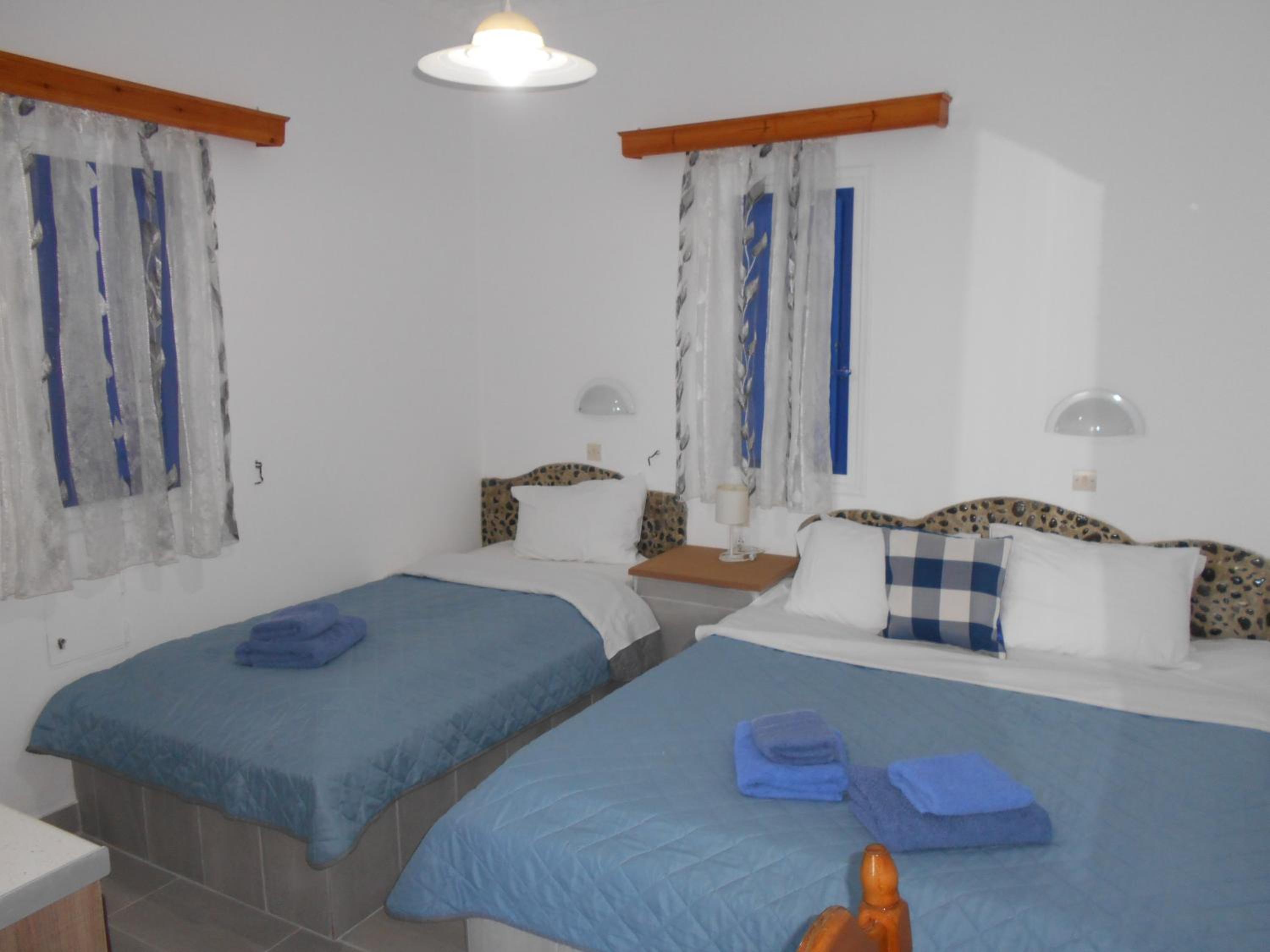 Studios Apartments Kapetanios