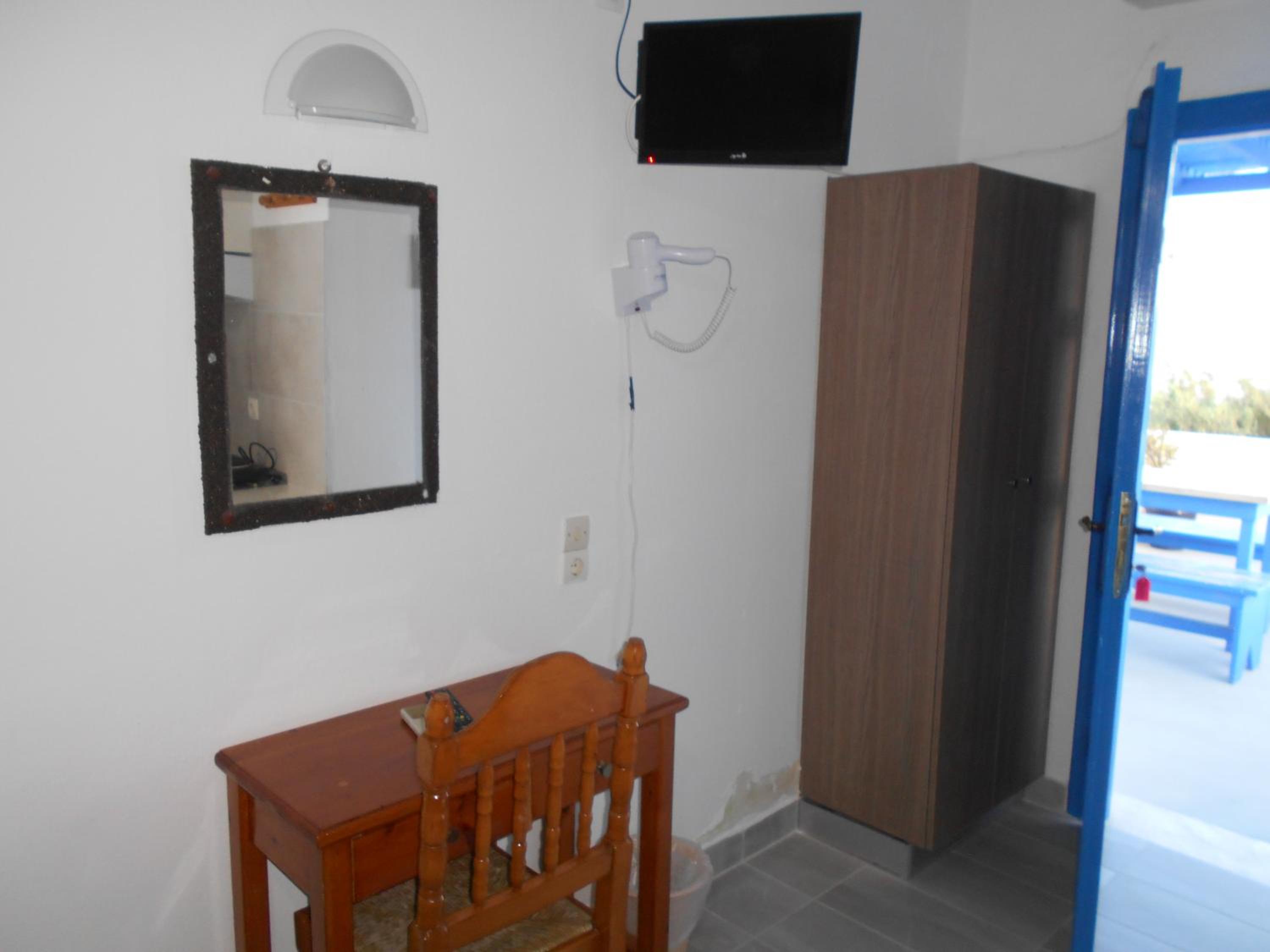 Studios Apartments Kapetanios