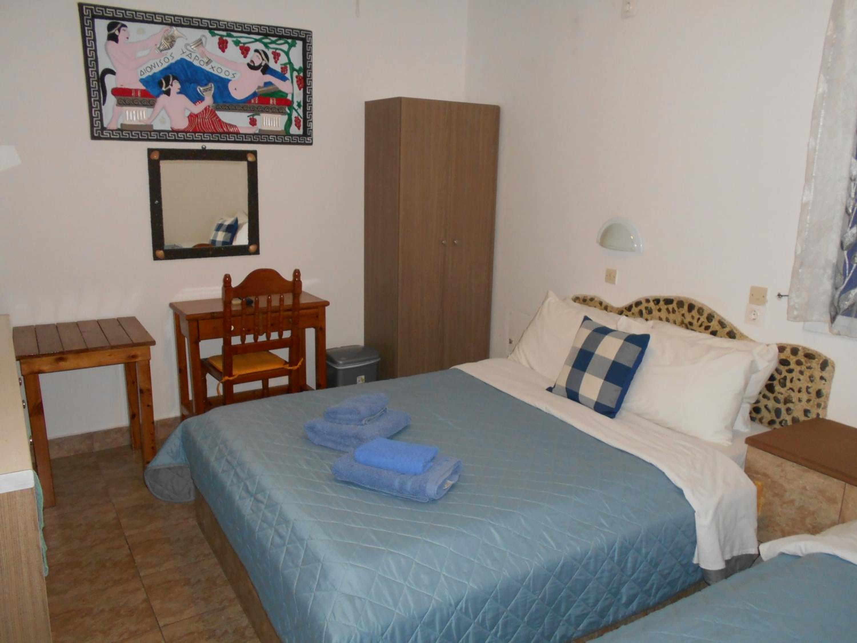 Studios Apartments Kapetanios