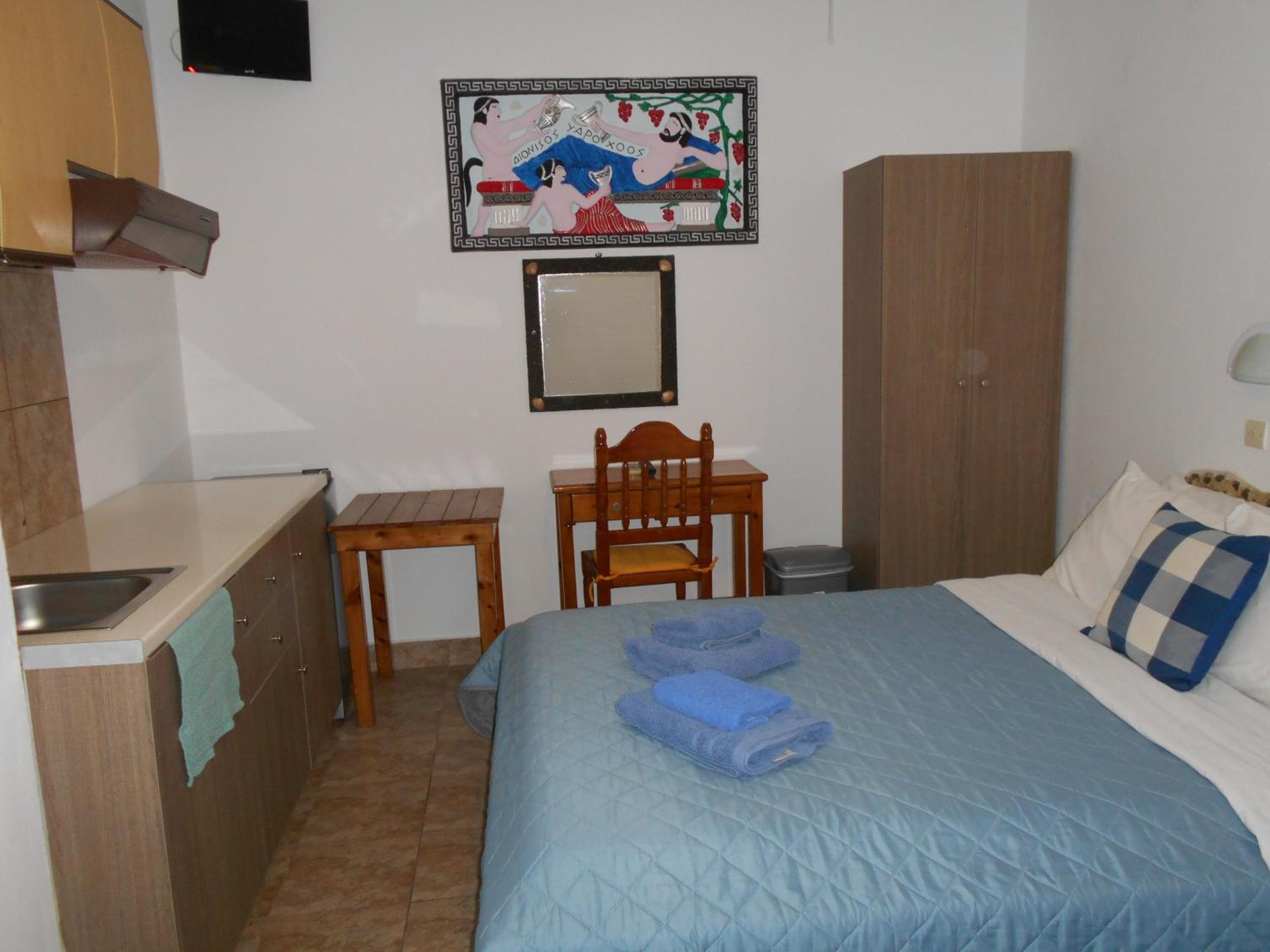 Studios Apartments Kapetanios