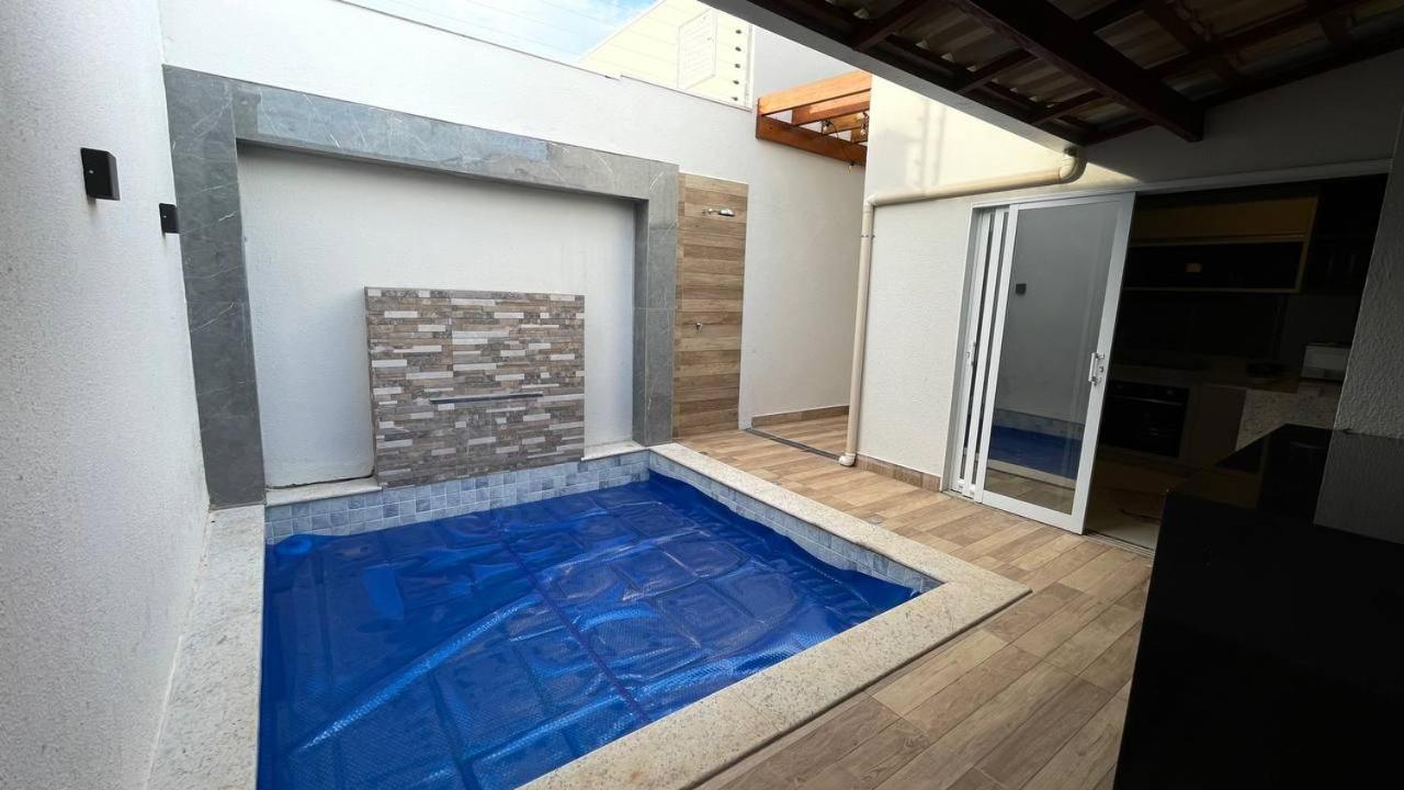 Casa com piscina 1 Quarto
