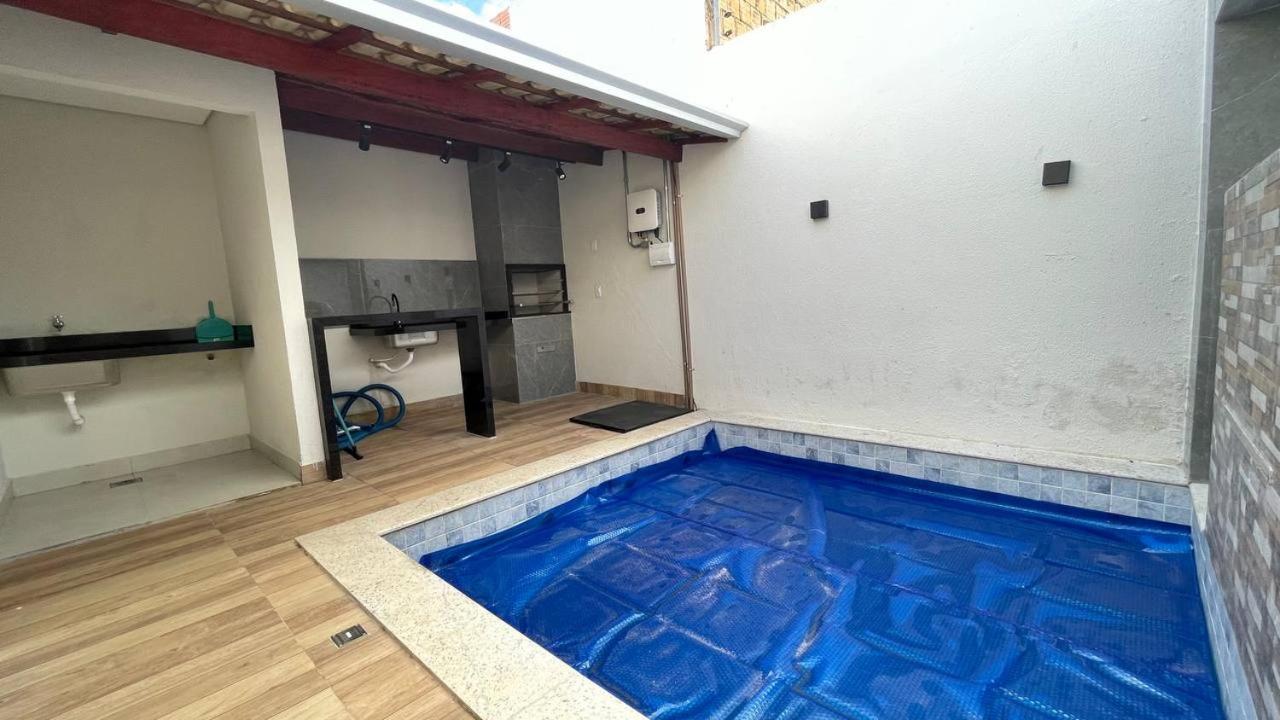 Casa com piscina 1 Quarto