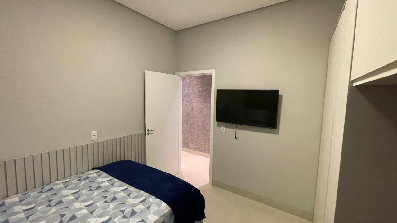 Casa com piscina 1 Quarto