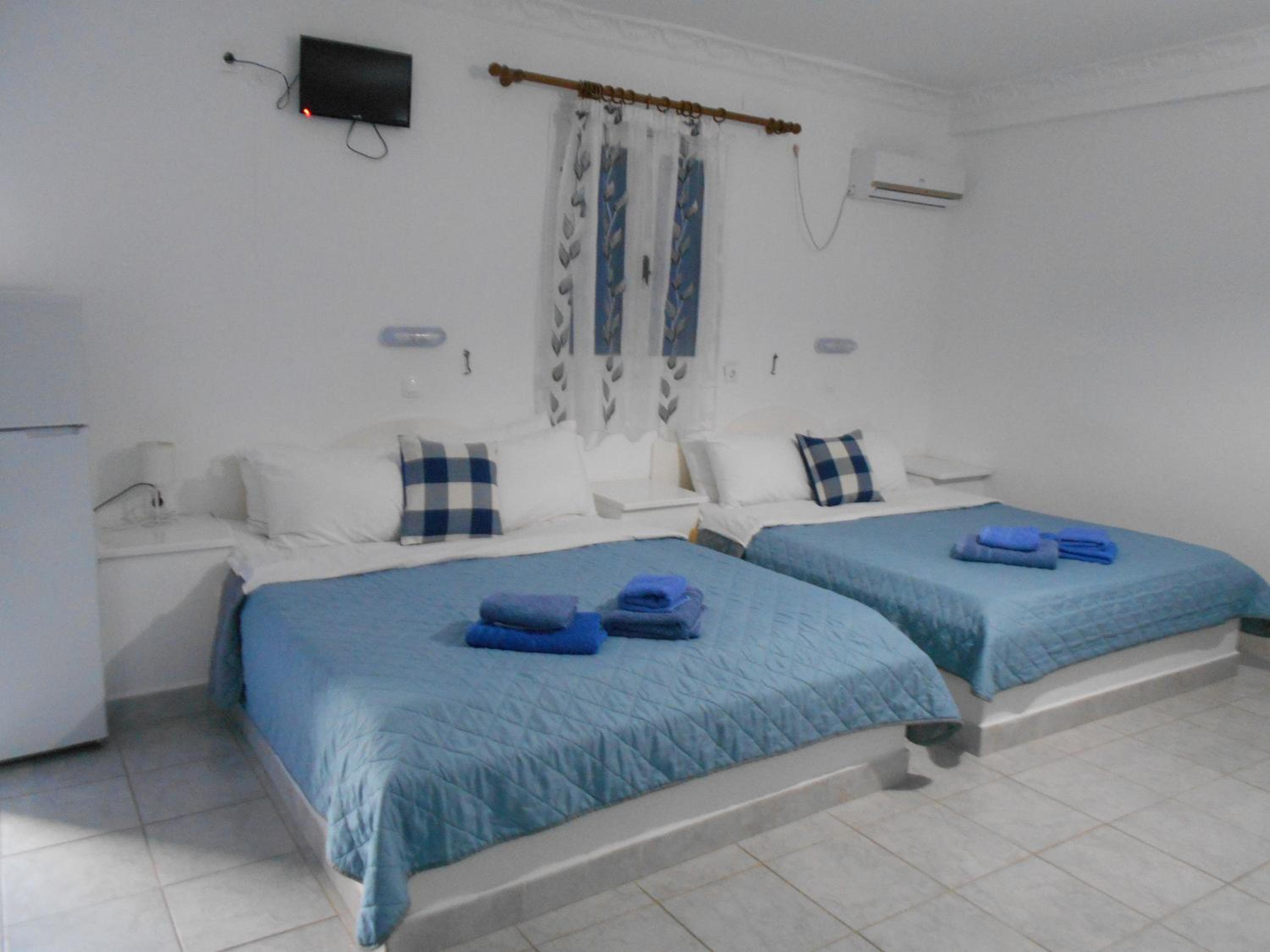 Studios Apartments Kapetanios