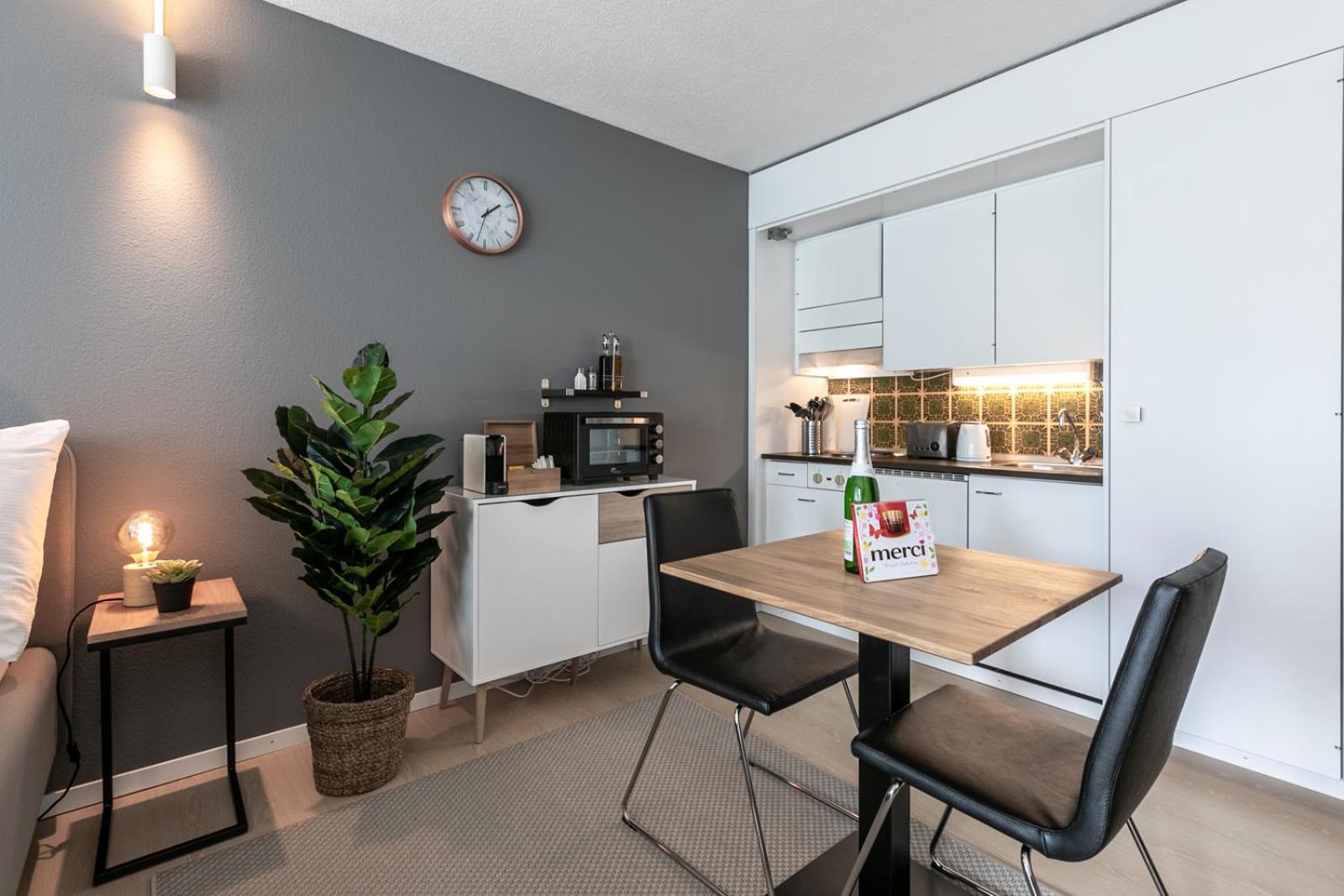 Spirit Apartments - Studio #3 - Balkon - Parkplatz
