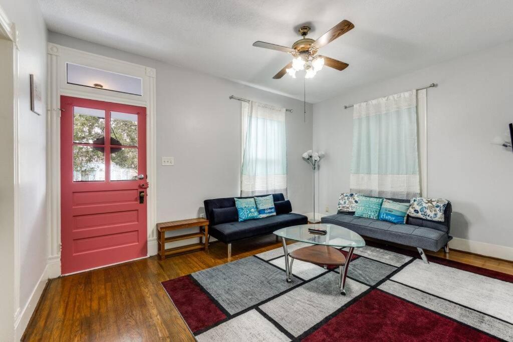 Cozy sea breeze bungalow - 2 mins to the beach view 2