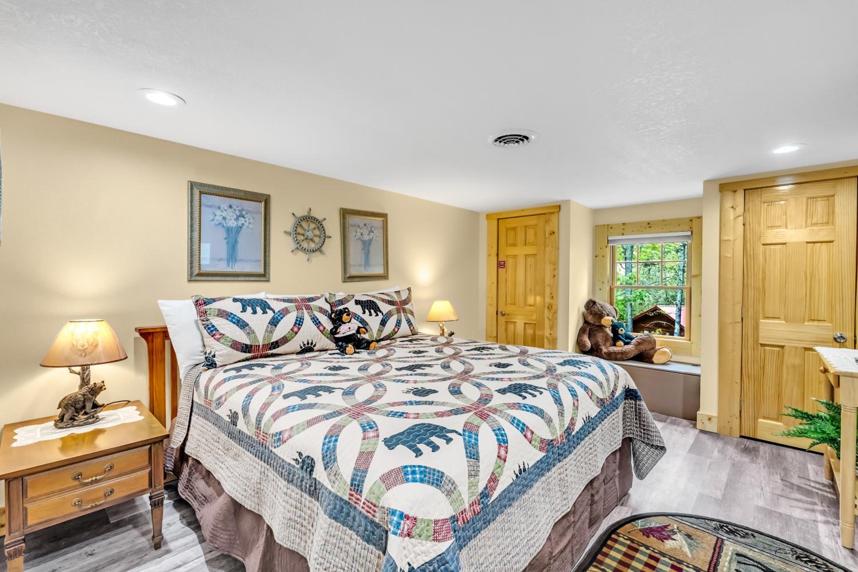 Rambling Bear on Cove Creek, Hot Tub, WIFI, 560 FREE tickets each paid day!!! view 5