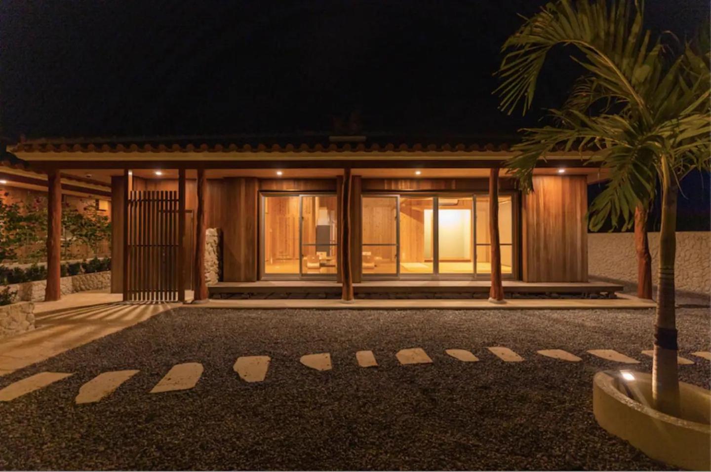 Resort & Villa RYUNON view 3