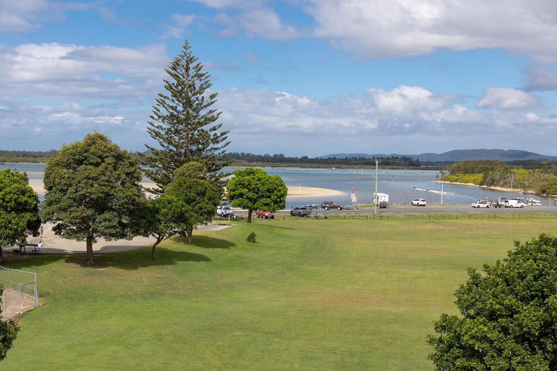 Tuncurry Tides