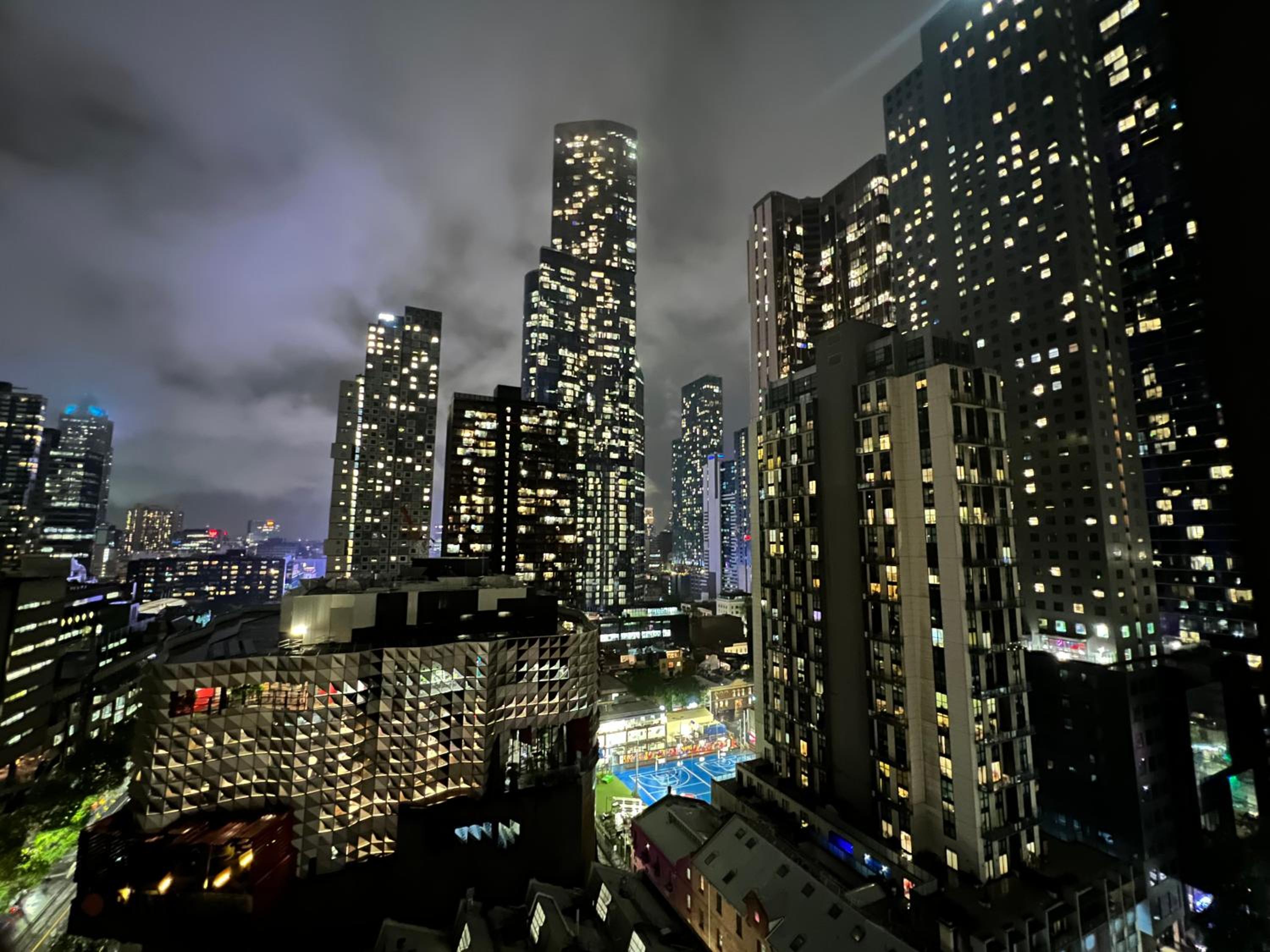 MelbCBD Central NYE Fireworks large 3BR2BTH GymPool