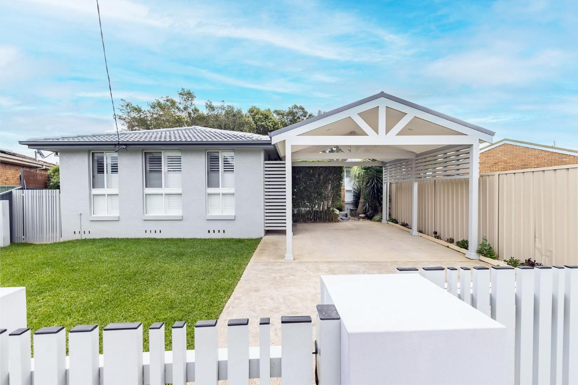 Seabreeze 18 Abel Place fantastic holiday house on the beach