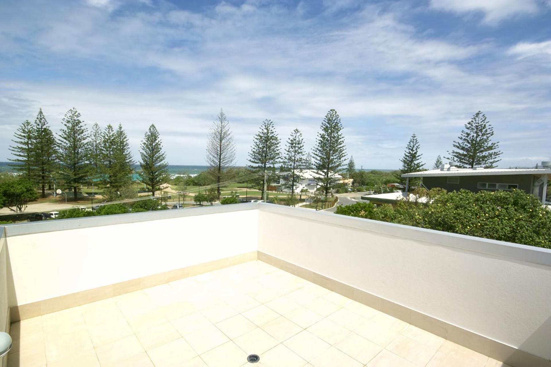 1 20 Kingfisher Drive Peregian Beach