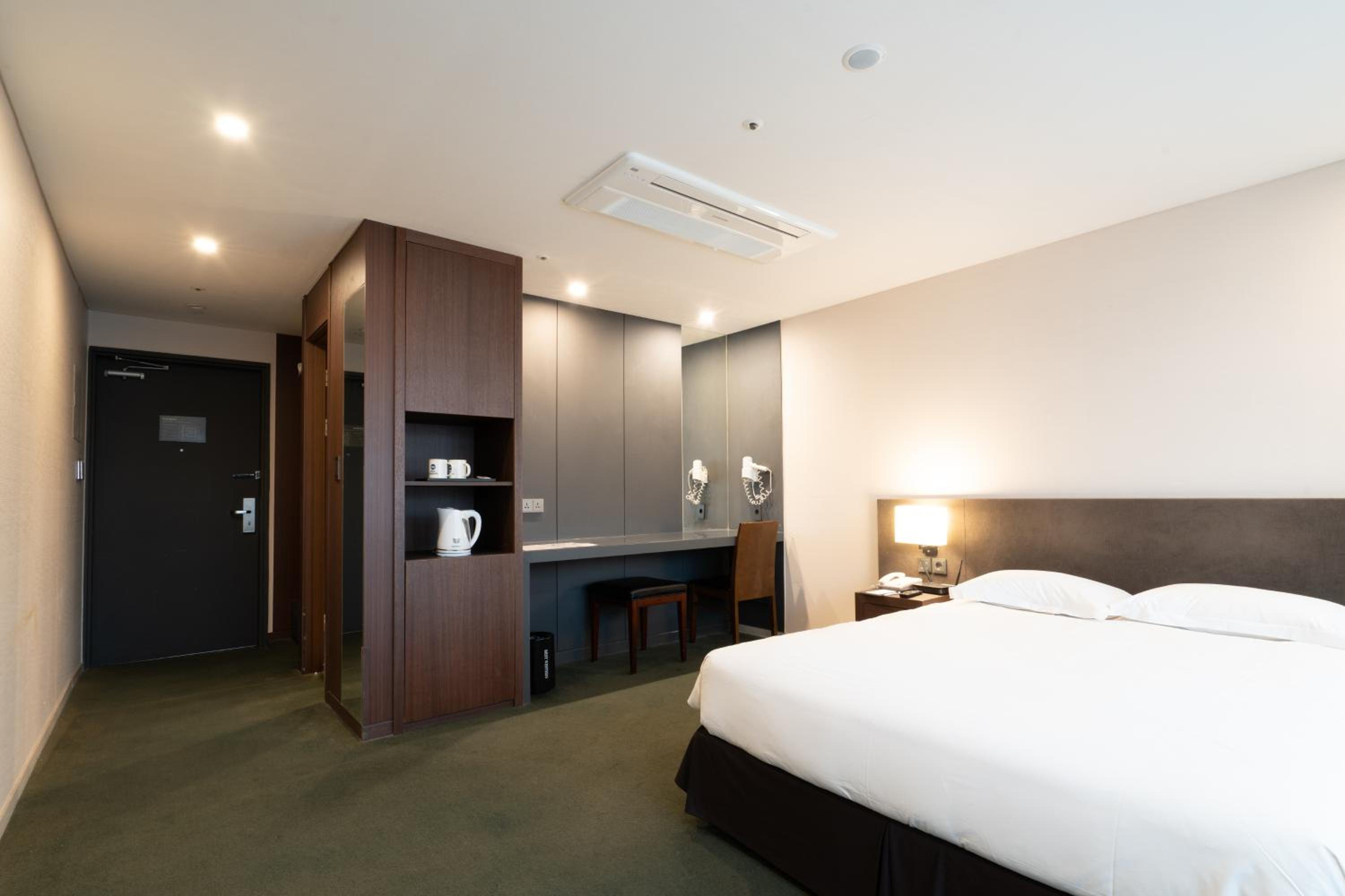 Jeju Vacations - Best Western Jeju Hotel - Property Image 4