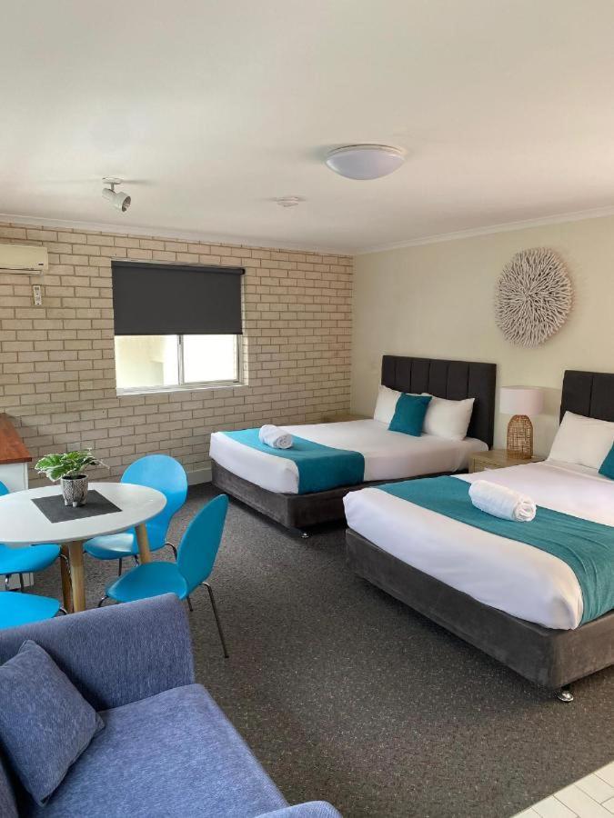 Beach Park Motel