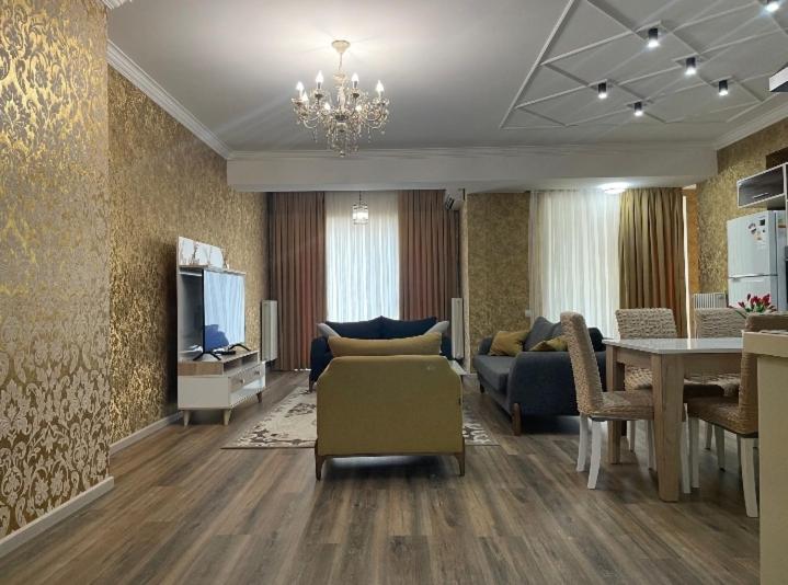 Azur Luxury VIP