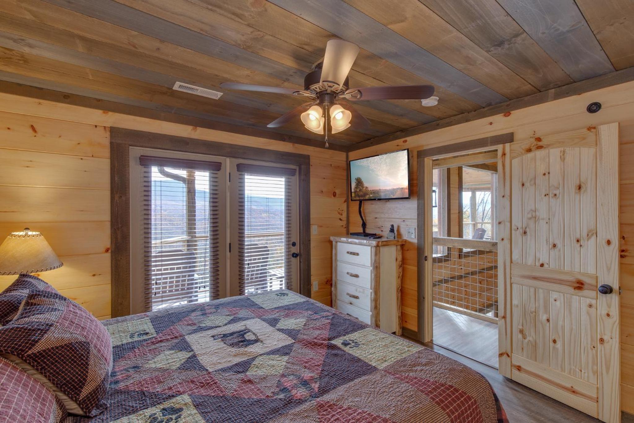 Great Smoky Lodge