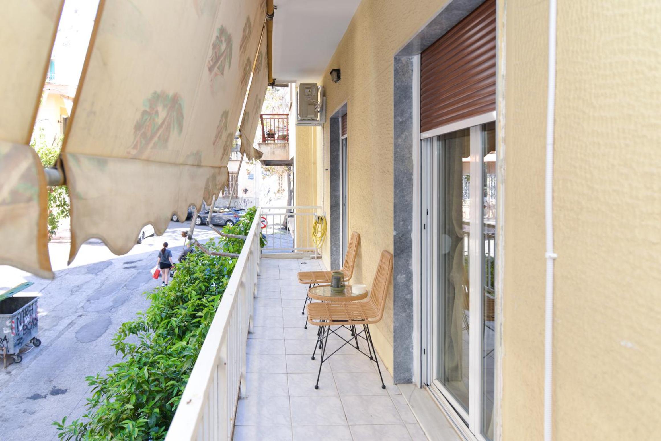 Athens Stylish next to Acropolis, Metro stop Fix