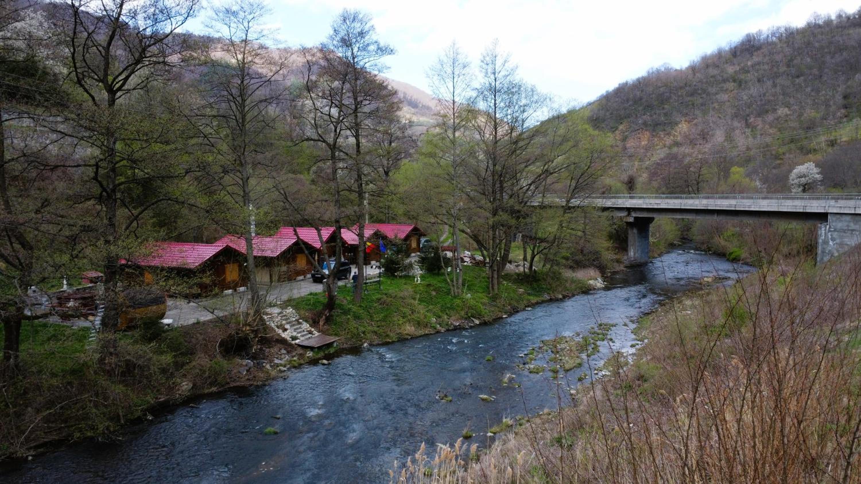 Eden Natural Resort - Transalpina view 4