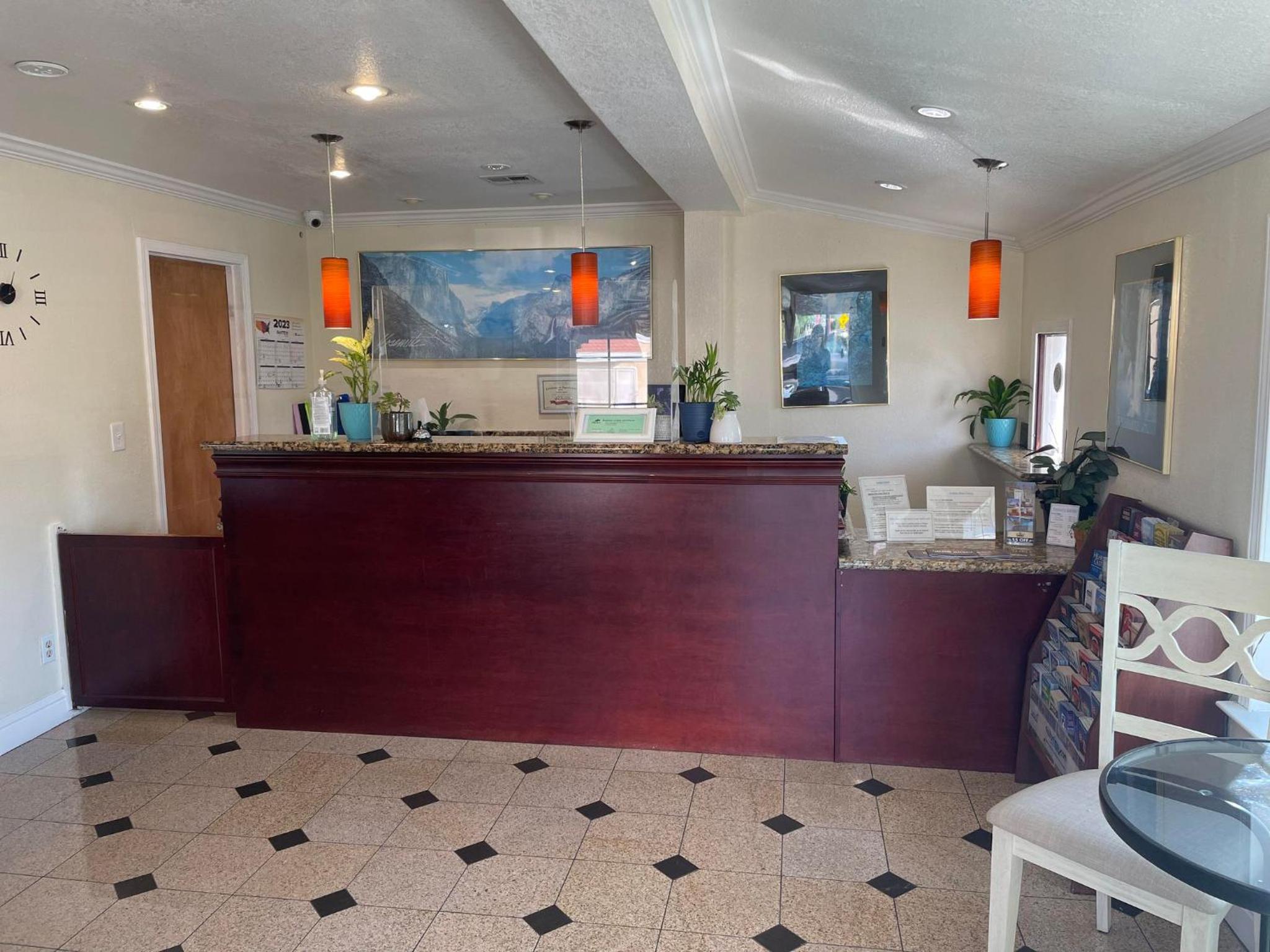 Holiday Motel Oakdale - Property Image 8