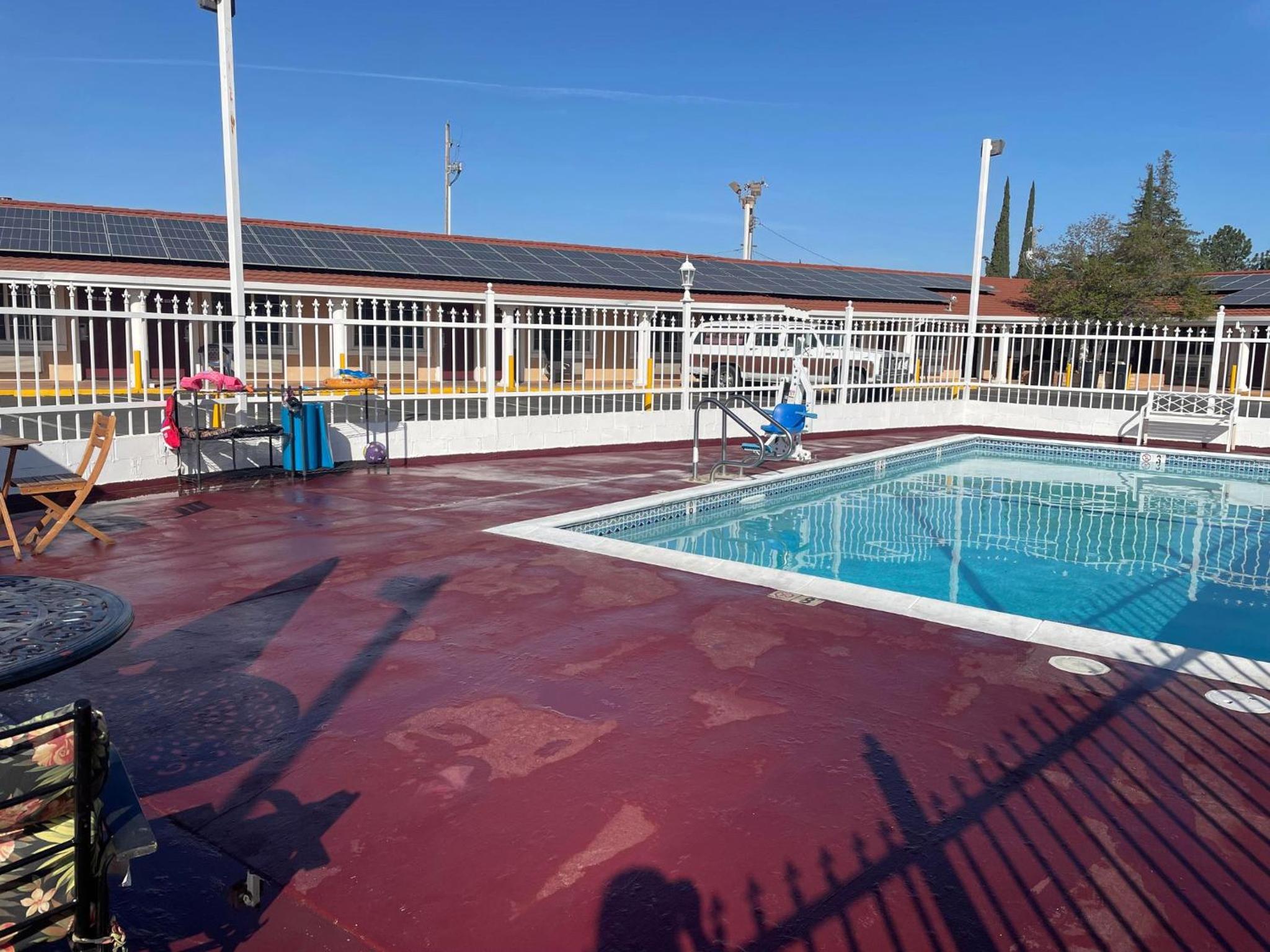 Holiday Motel Oakdale - Property Image 12