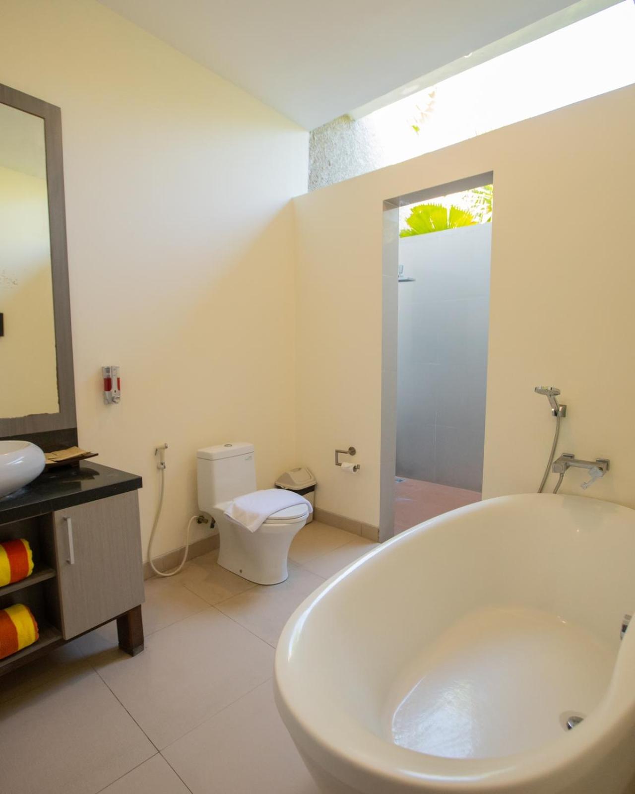 Luxotic Private Villa and Resort — photo 20
