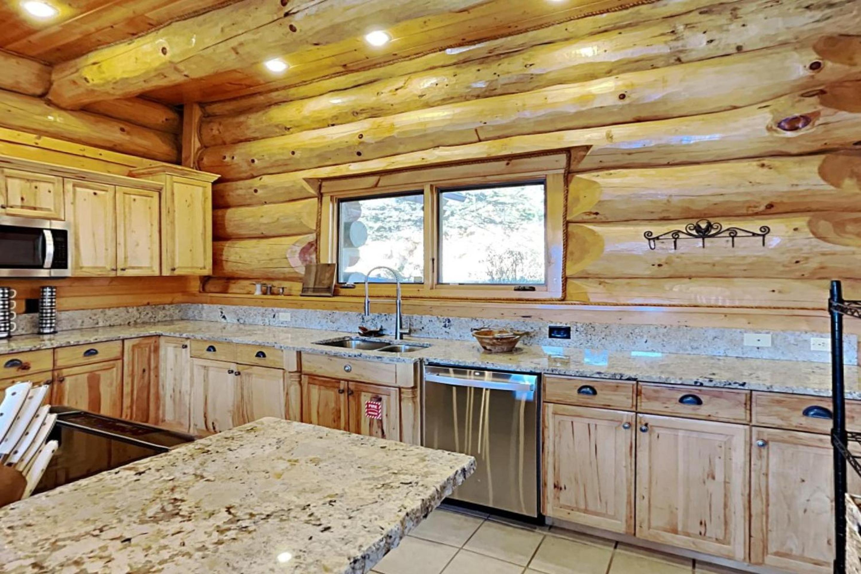 Pinnacle Chalet