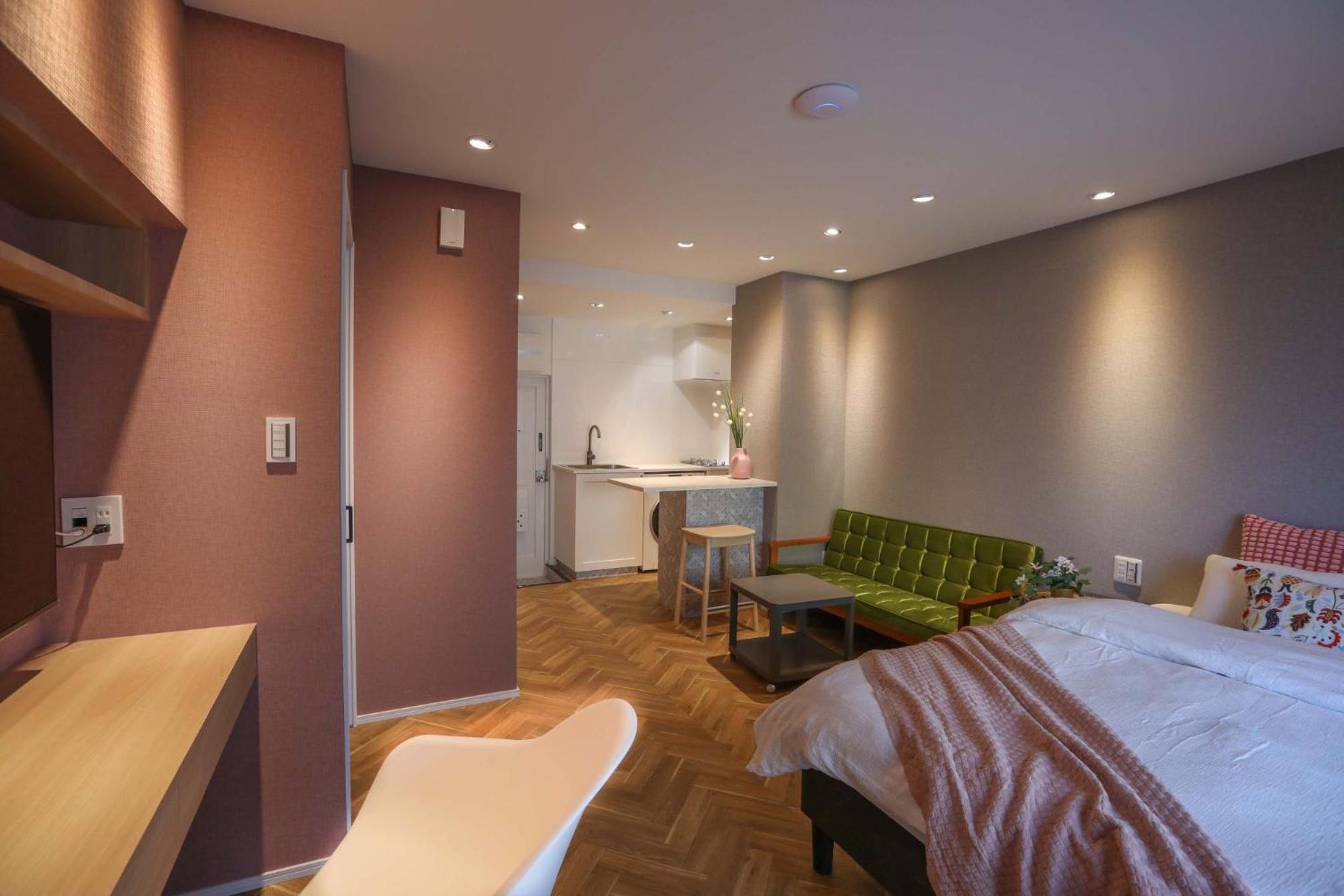 hotel room