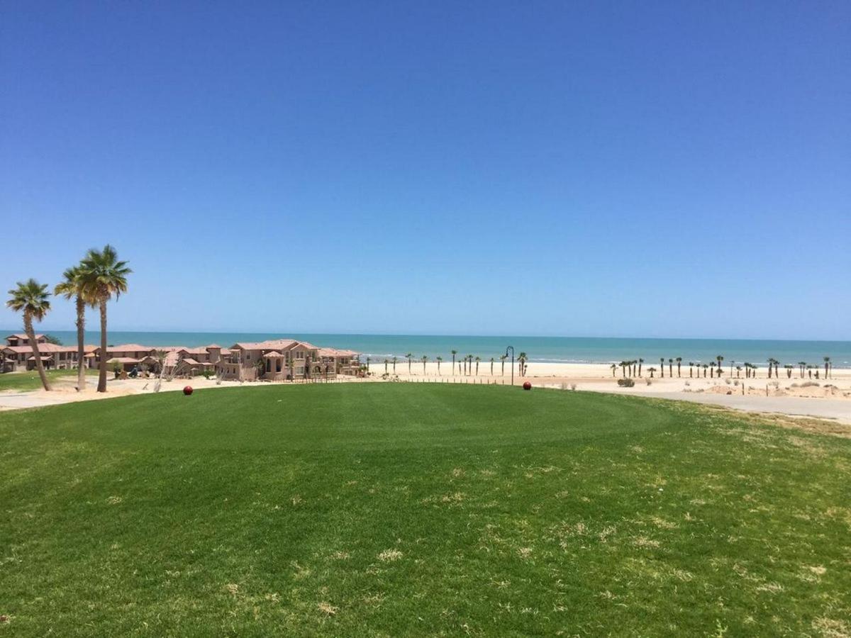 Condo 31-1, Right in front of the Pool with WiFi view 2