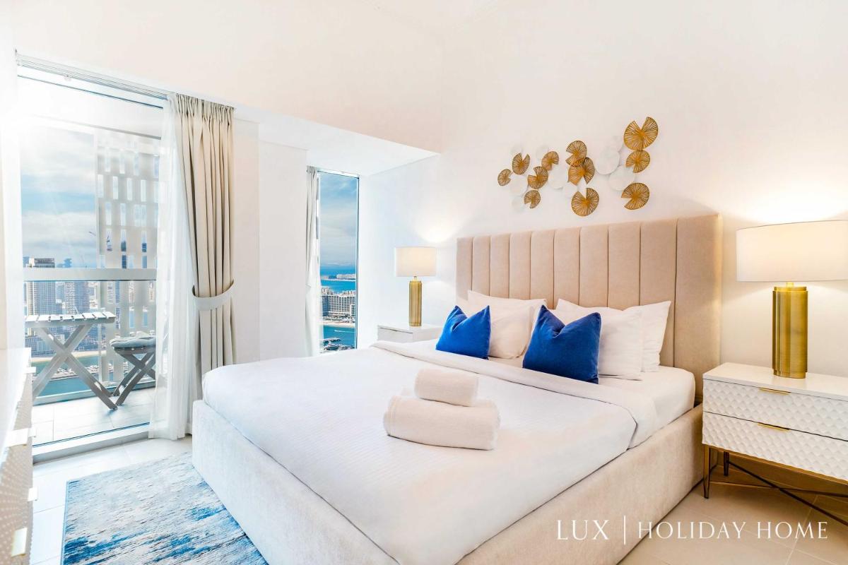 LUX Cayan Superior Suite 3 in Dubai Marina