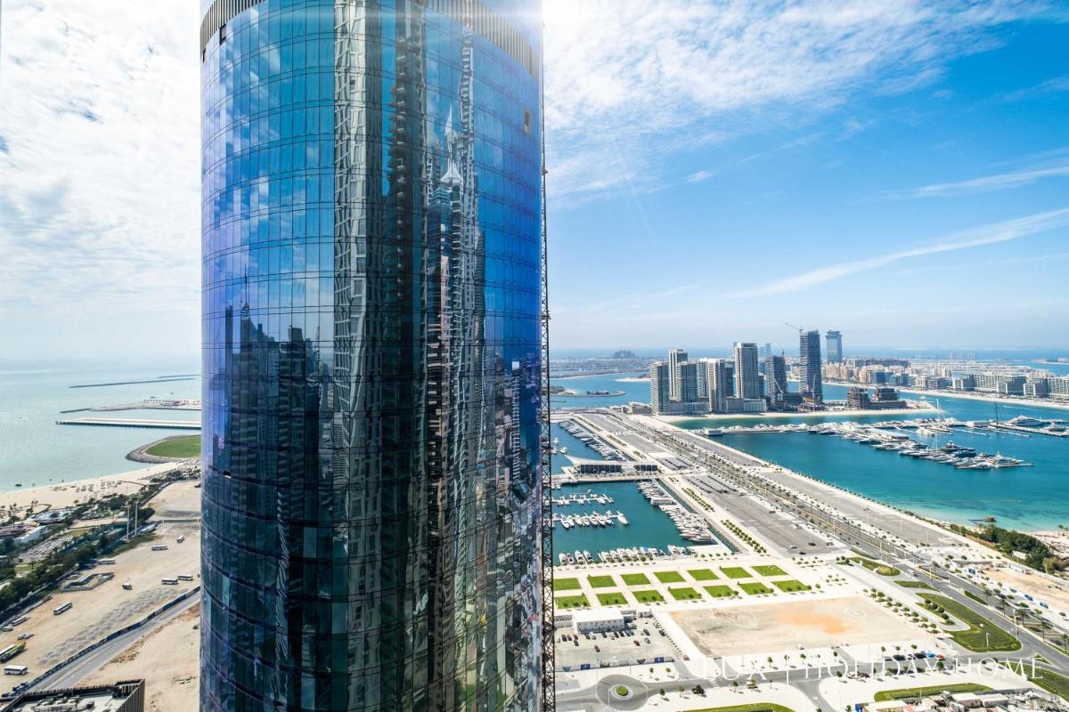 LUX Cayan Superior Suite 3 in Dubai Marina