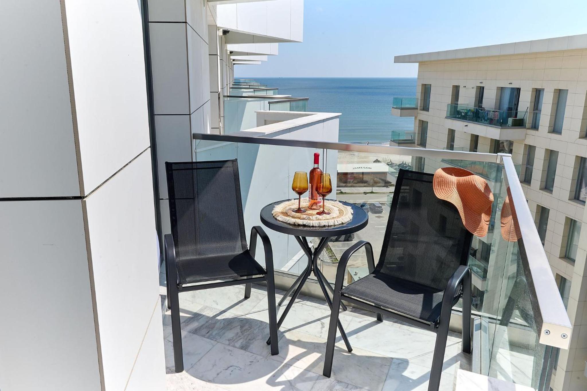 Sand Apartment Spa&Pool in Infinity Beach Resort - parking view 5