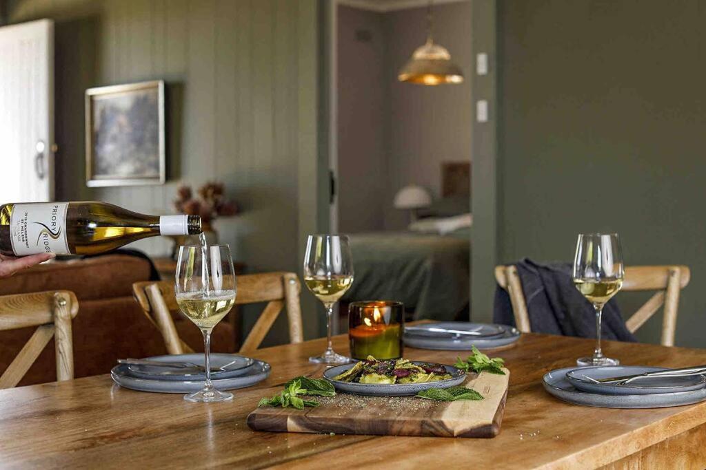 Your Tasmanian East Coast Seaside Getaway