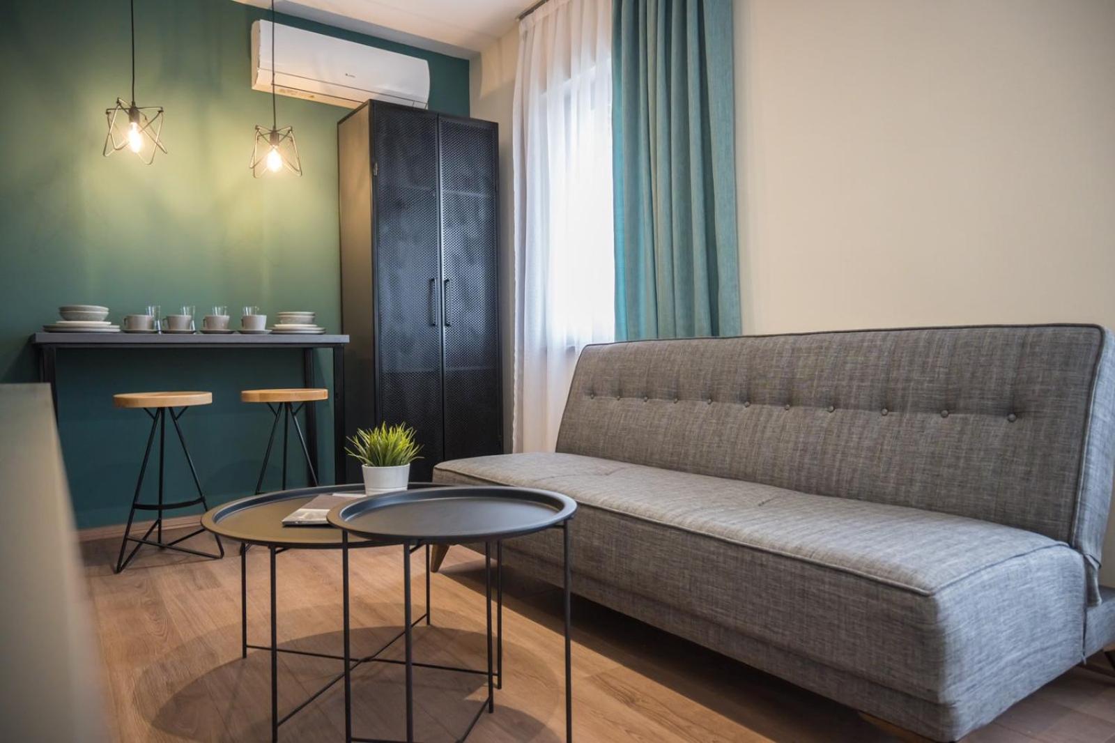 BEST APARTMENTS