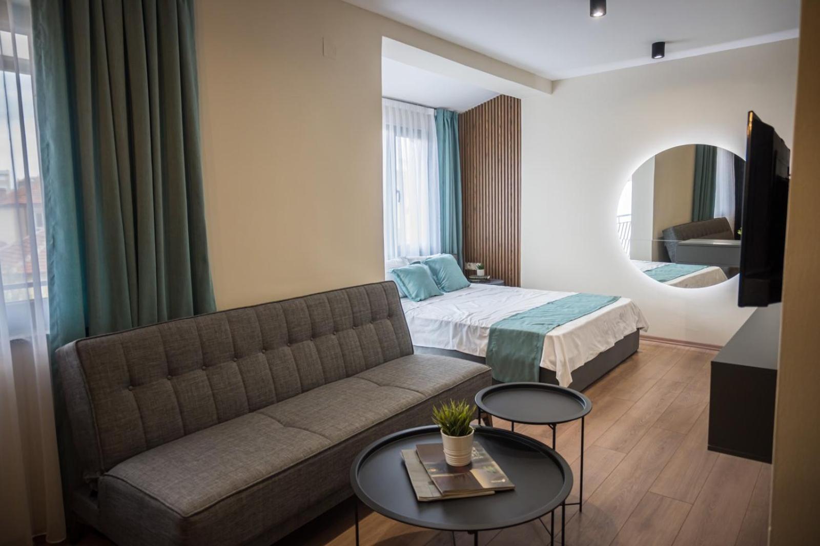 BEST APARTMENTS