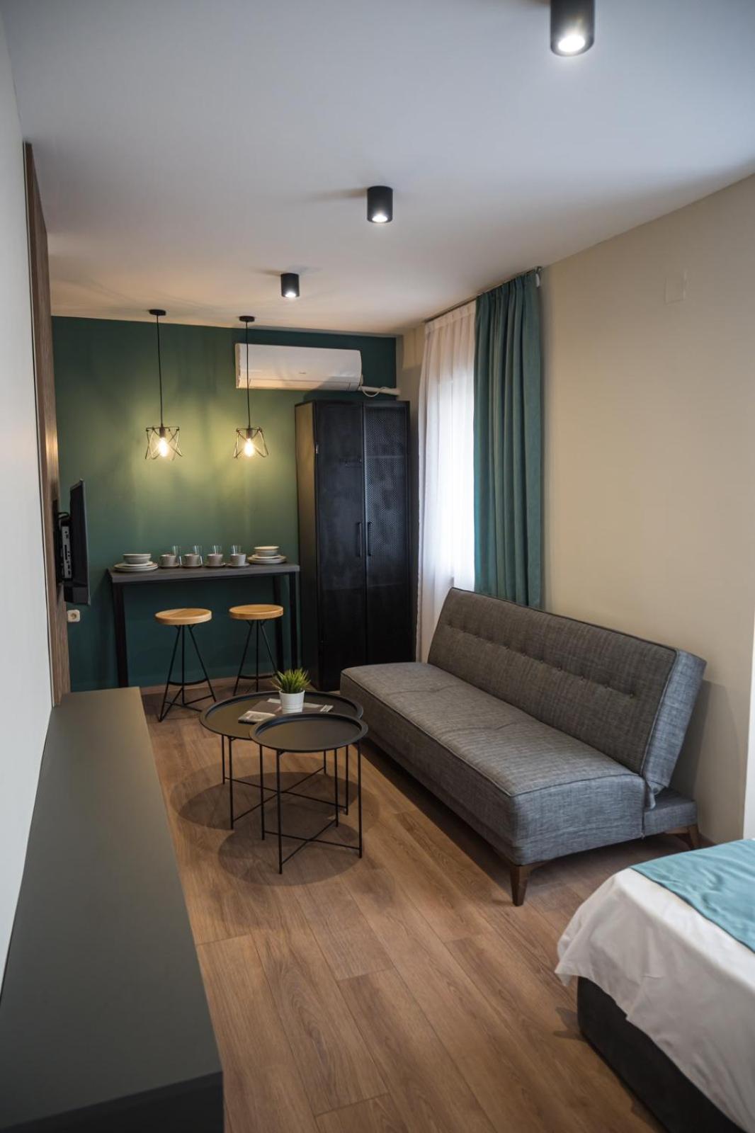 BEST APARTMENTS