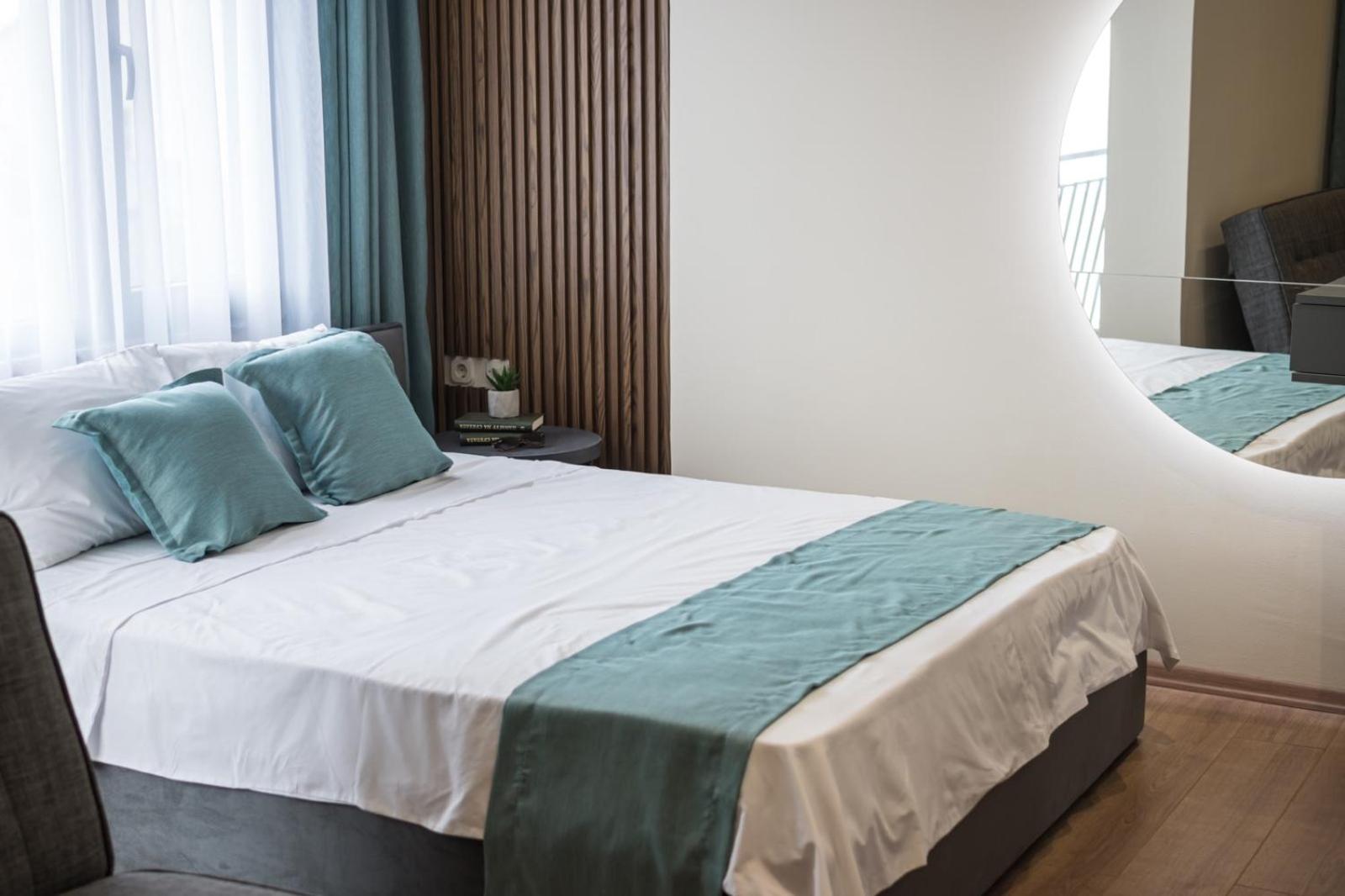 BEST APARTMENTS