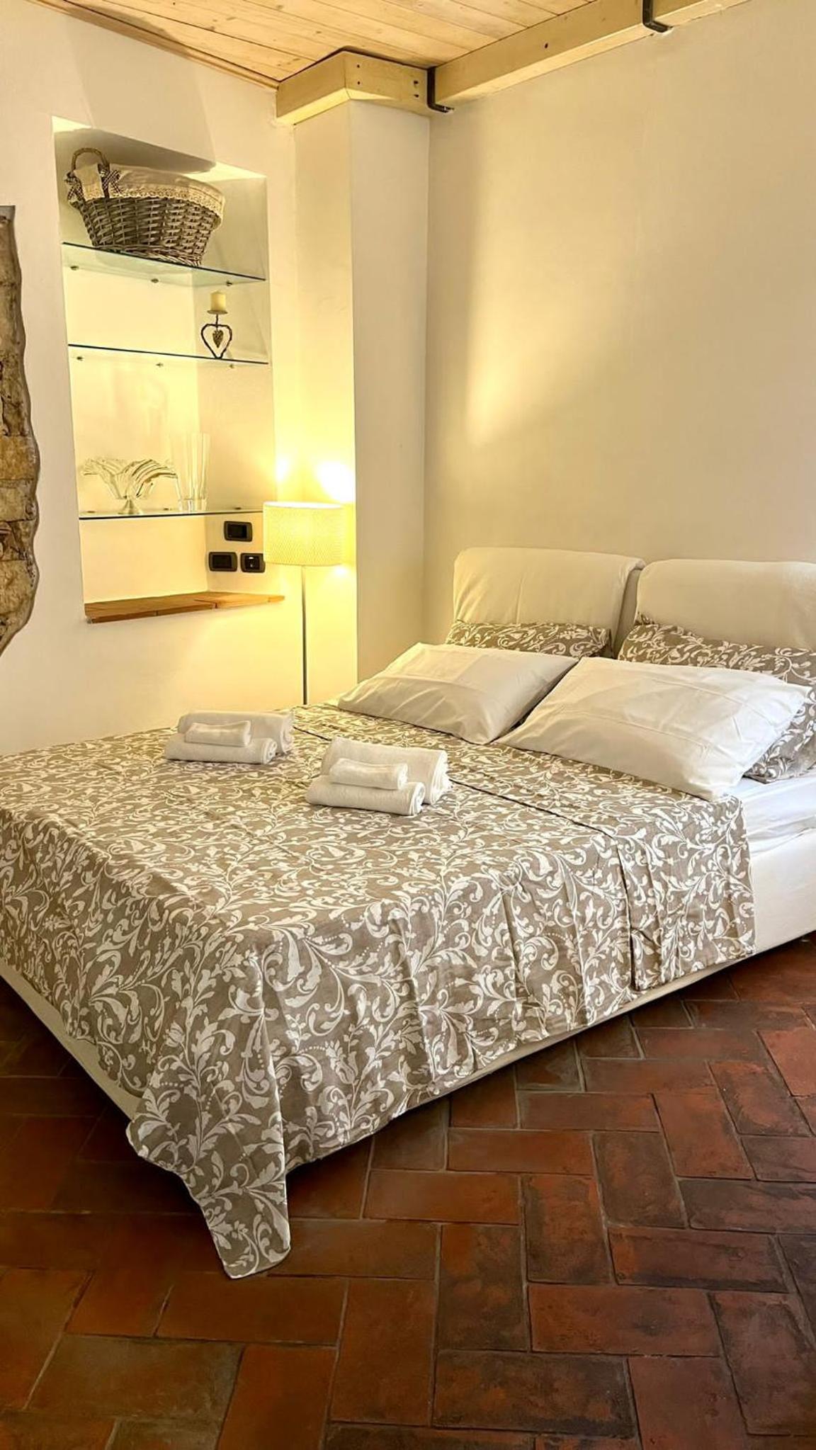 Il grillo en Rosignano Marittimo — hotel room