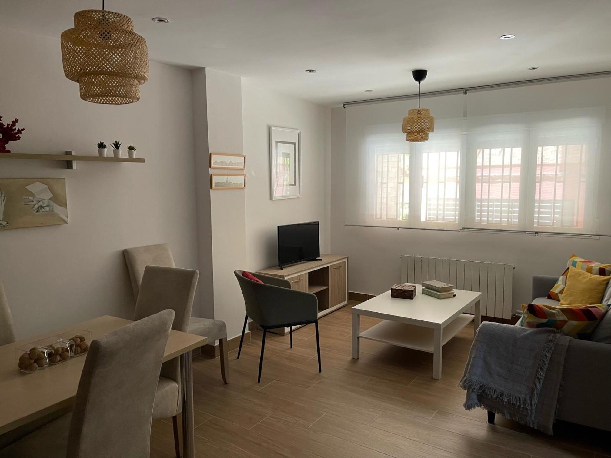 Vivienda Turística PASEO DEL SALÓN
