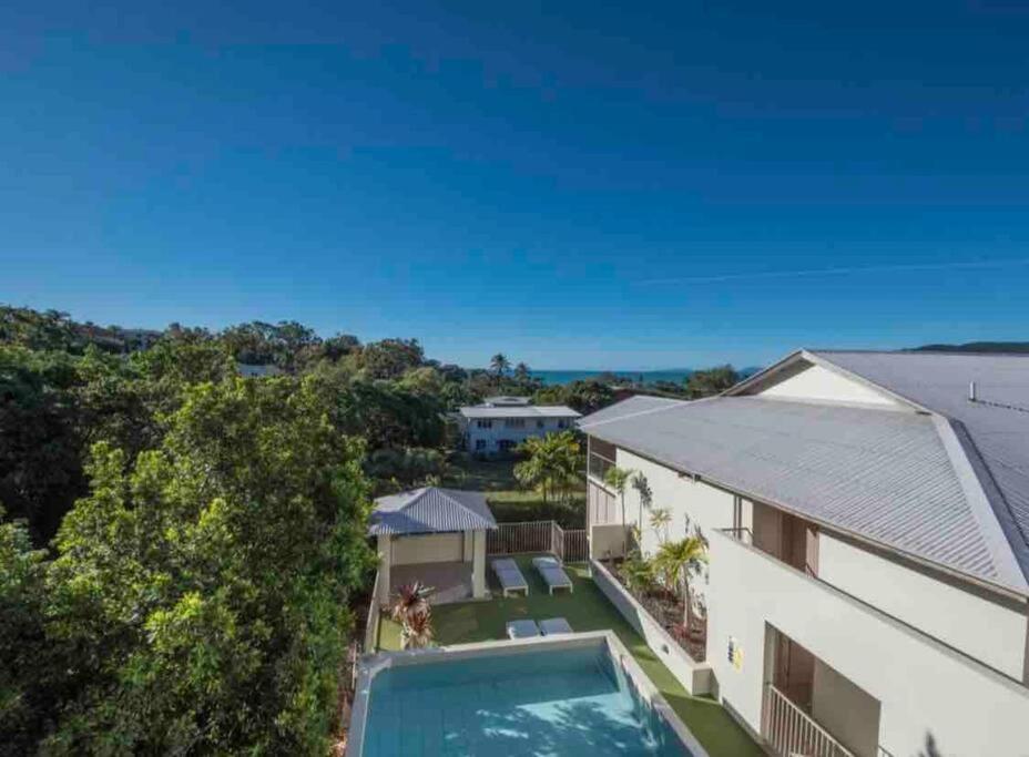 Hotel Seasalt Airlie Best Location 1Bed Apt Private Spa Unit 4 - Located Within Airlie Central Apartments