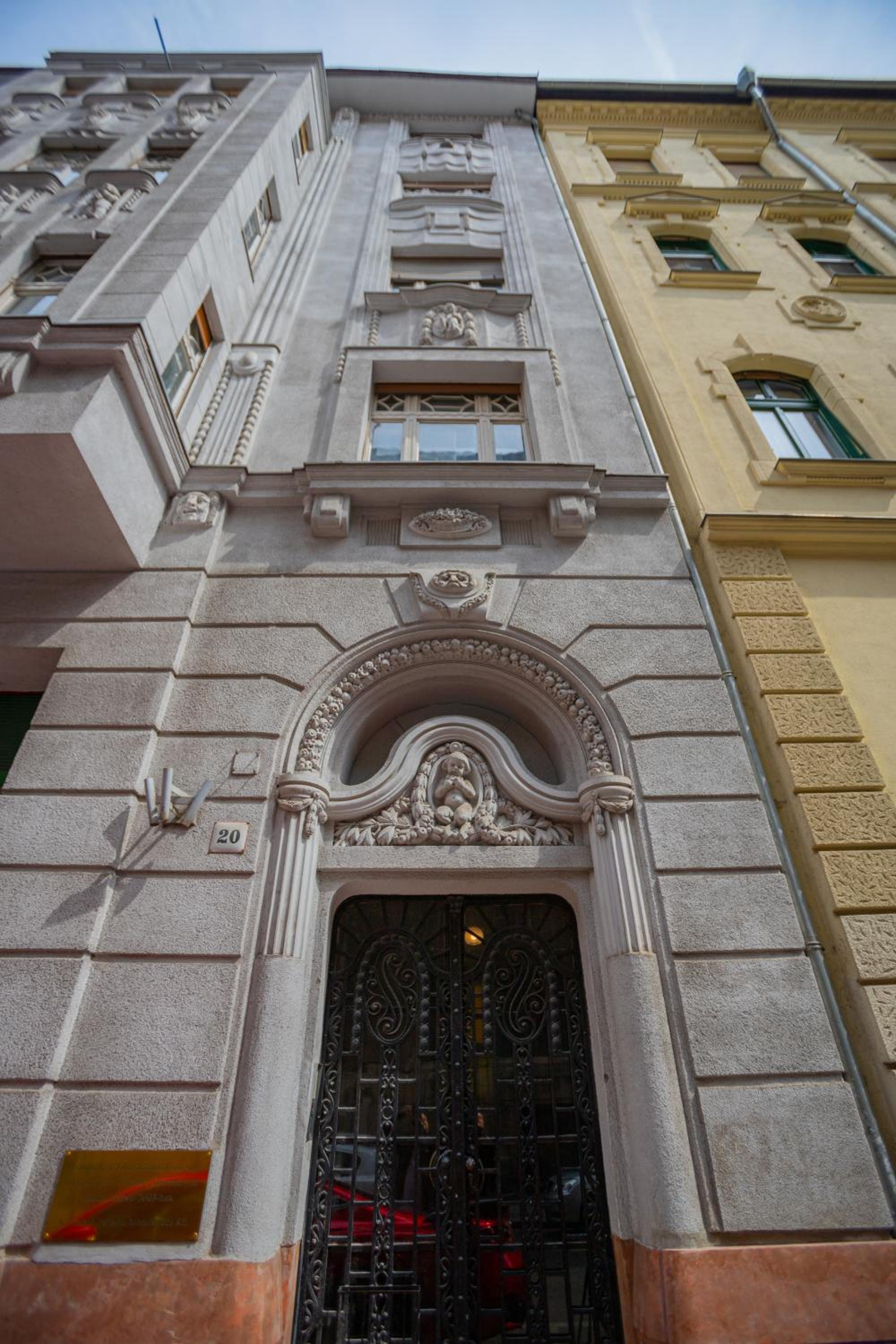 Molnár 20 Apartment