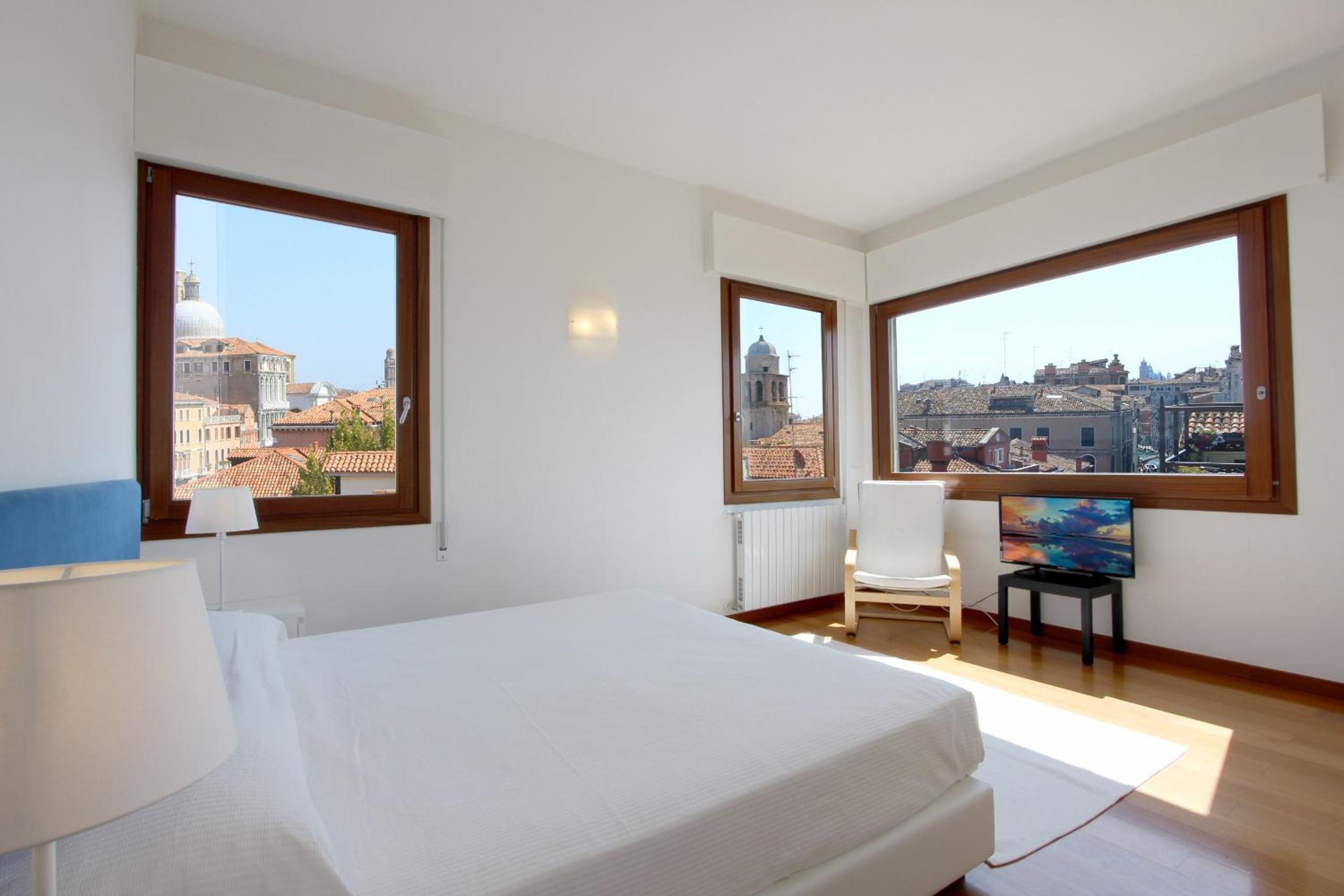 City Apartments Rialto Market